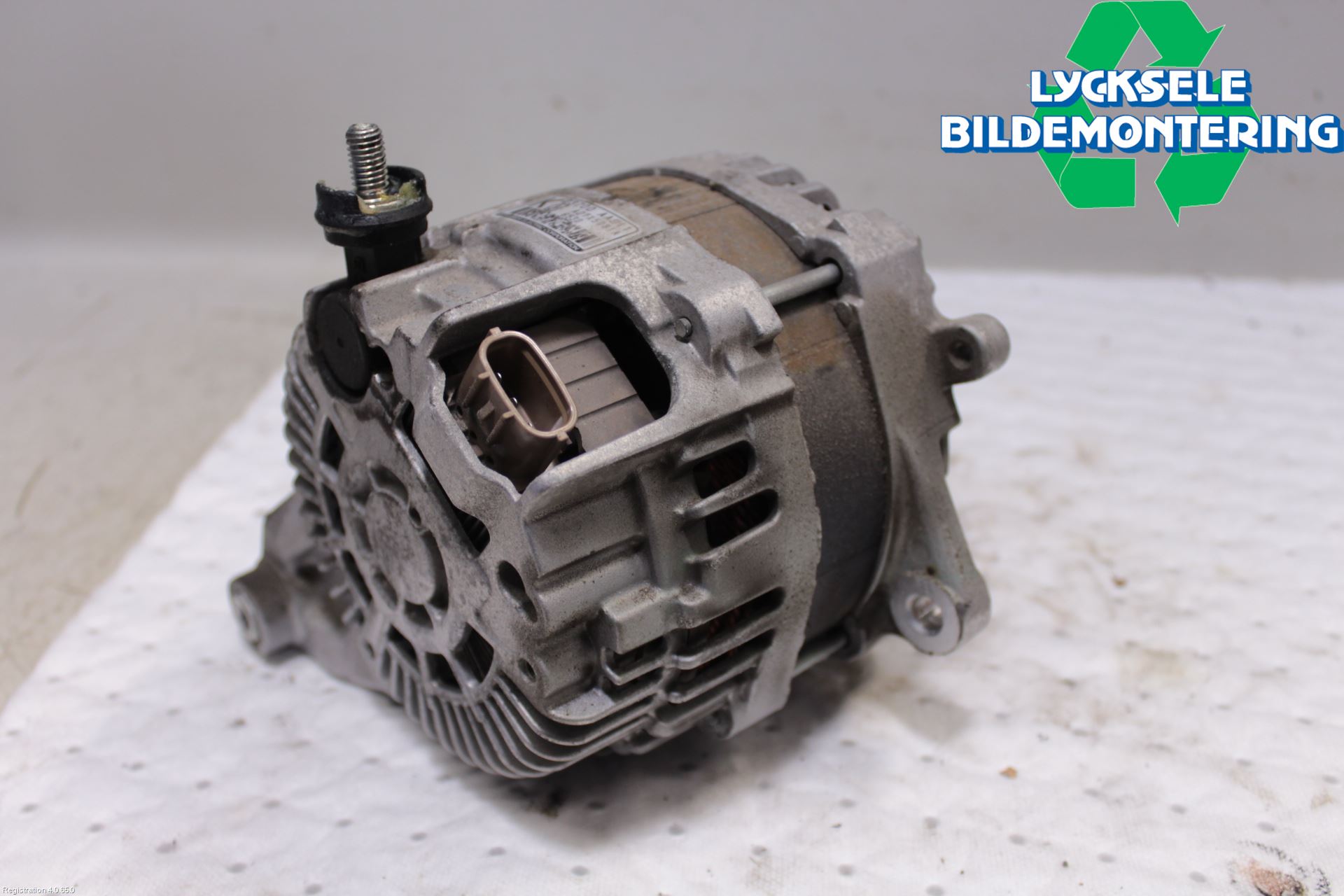 Subaru OUTBACK 15-20 Generator