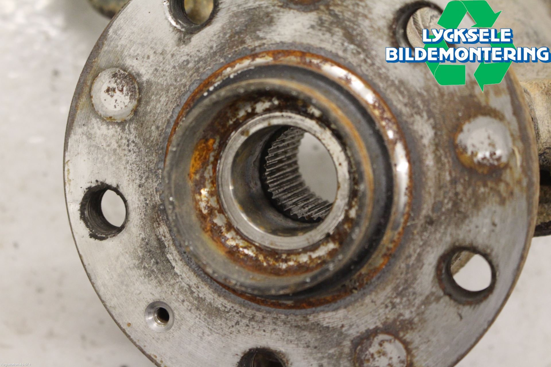 Volkswagen VW CADDY 16-20 Styrspindel Lagerhus Hö