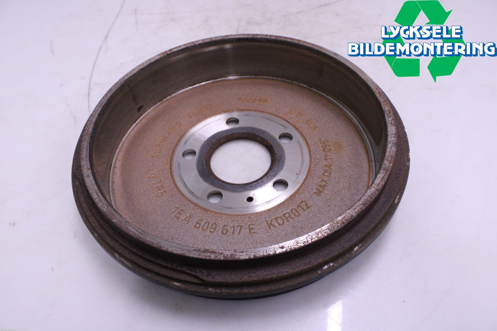 Audi Q4 E-TRON FZ 22- Bromstrumma Bak