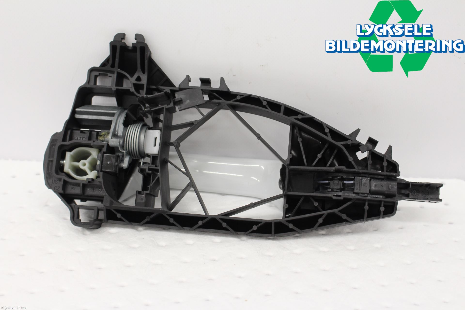 Audi A6 F2/C8 19- Dörrhandtag Yttre Hö