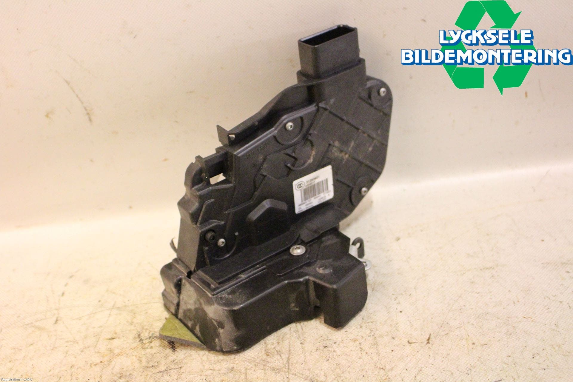 Volvo XC70 14-16 Låskista-Dörrlås