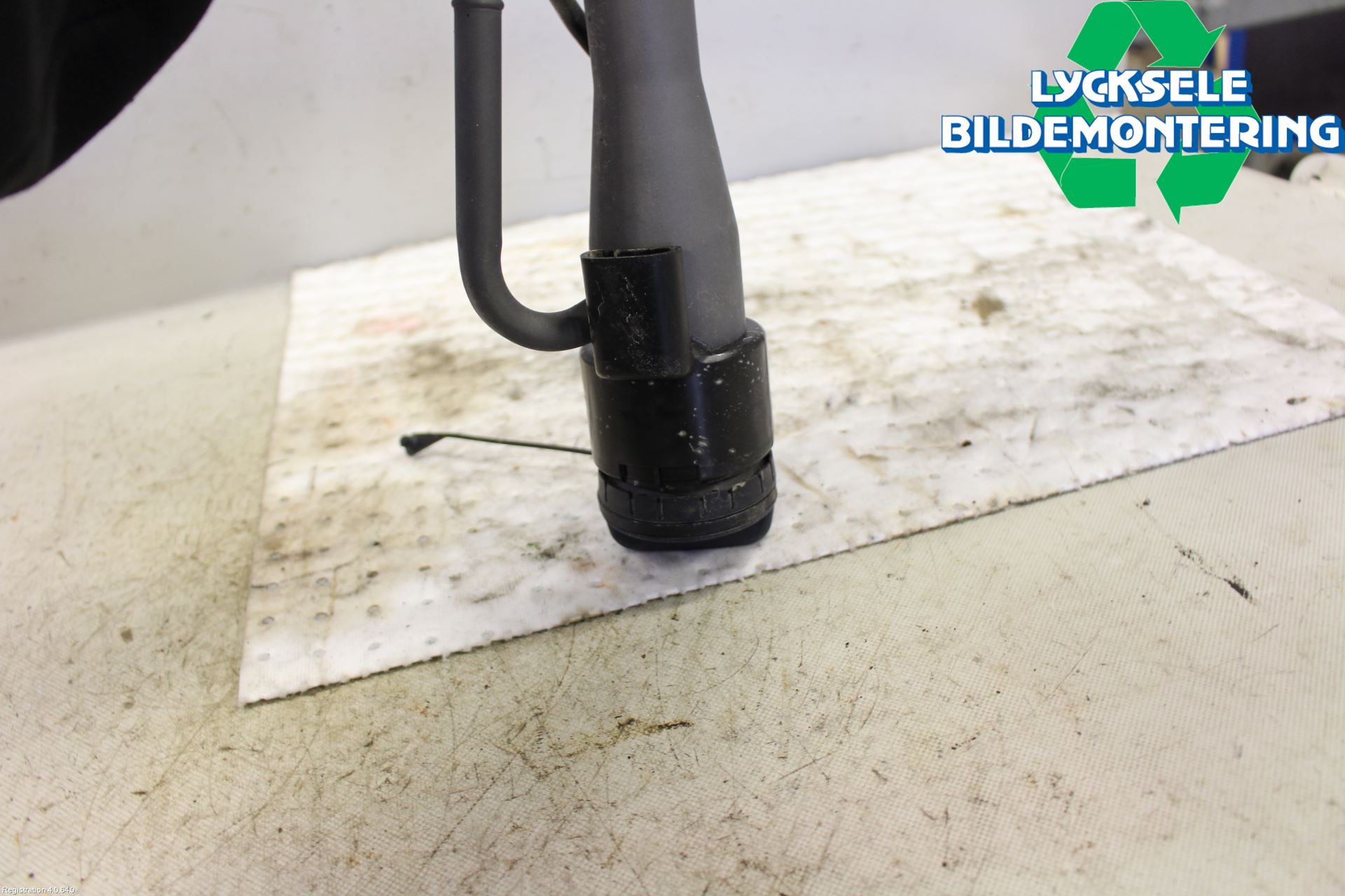 Toyota HILUX 16- Bränslepåfyllnrör-Slang