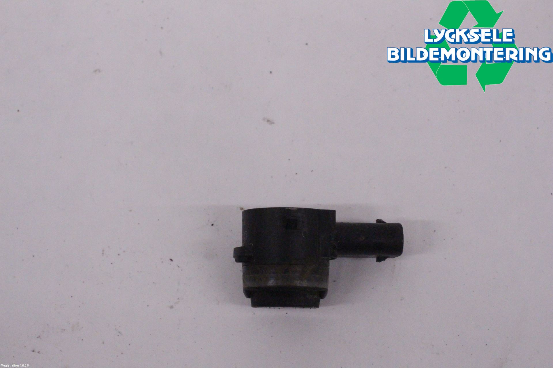 Volkswagen VW CADDY 16-20 Parkeringshjälp Frontsensor