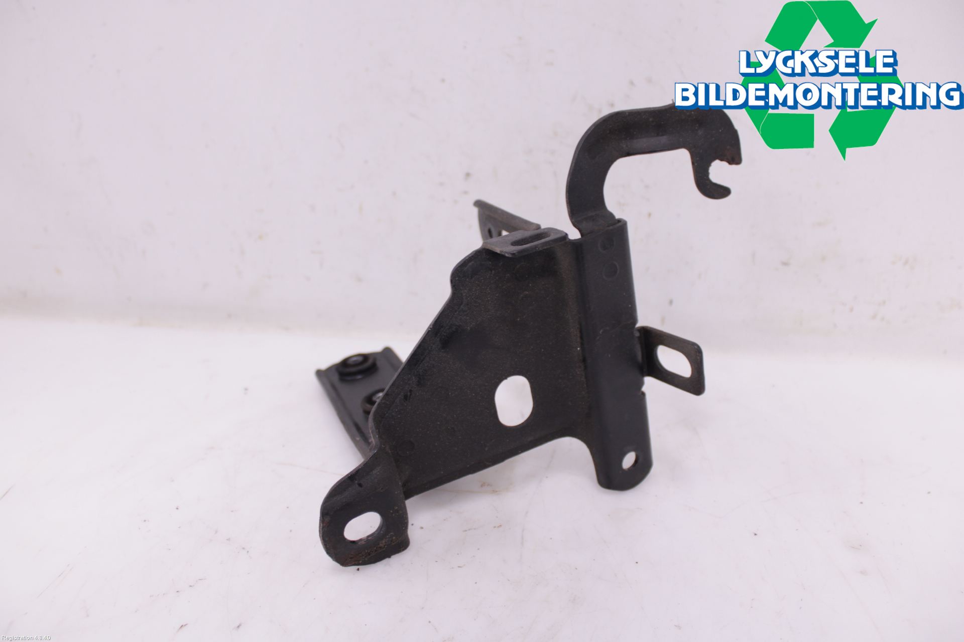 Citroen C5 08-17 Styrservopumpsfäste