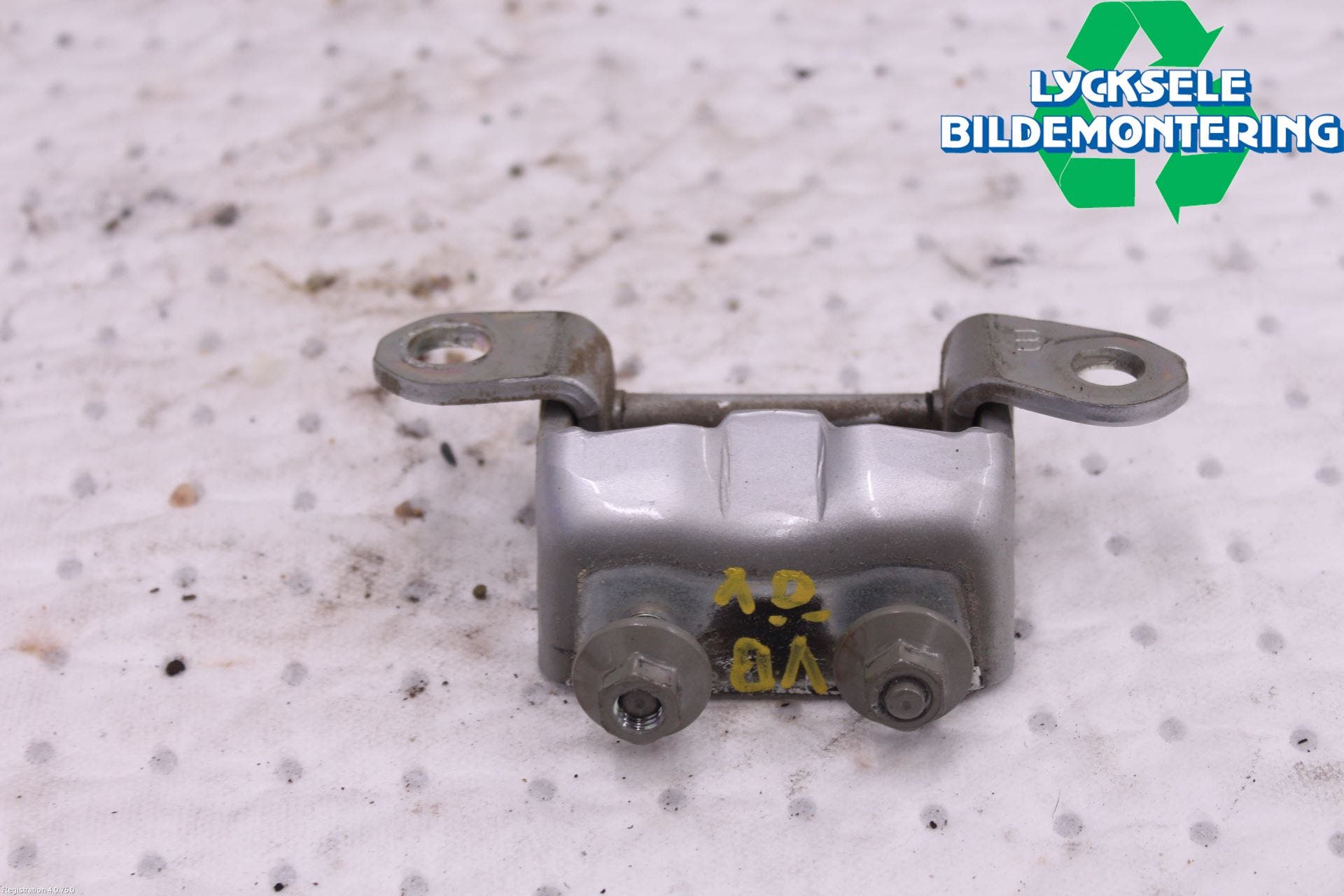 Nissan NAVARA, TREK-1 17-21 Dörrgångjärn