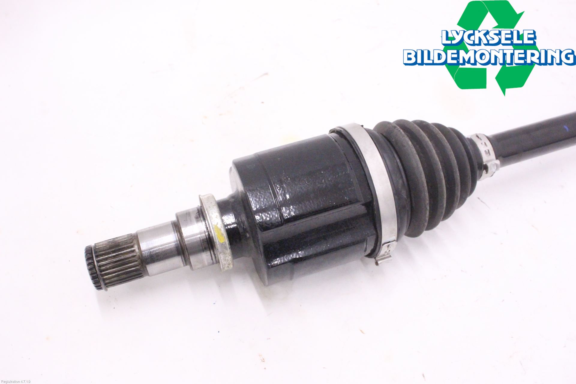 Suzuki VITARA 15- Drivaxel Fram Vänster