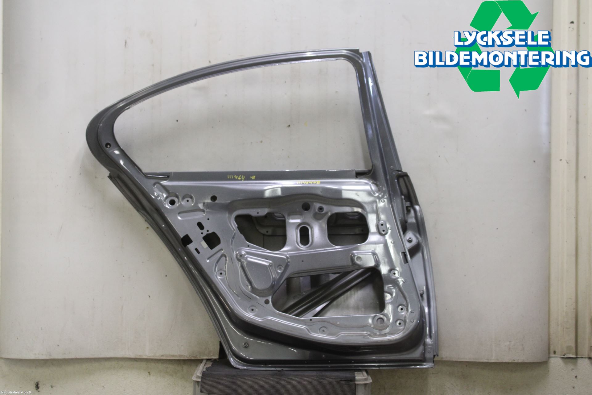 BMW 5 F10/F11/F18 09-17 Dörr Bak Vänster