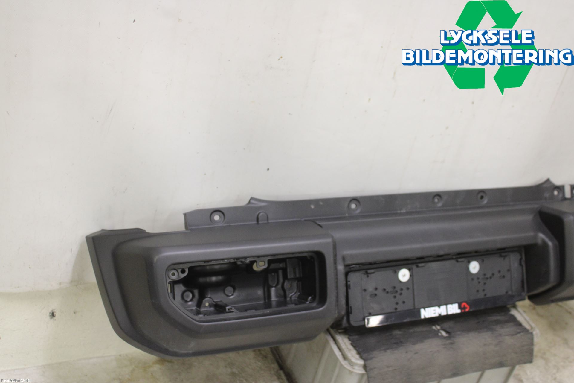 Suzuki JIMNY 81-21 Stötfångarbeklädnad Bak