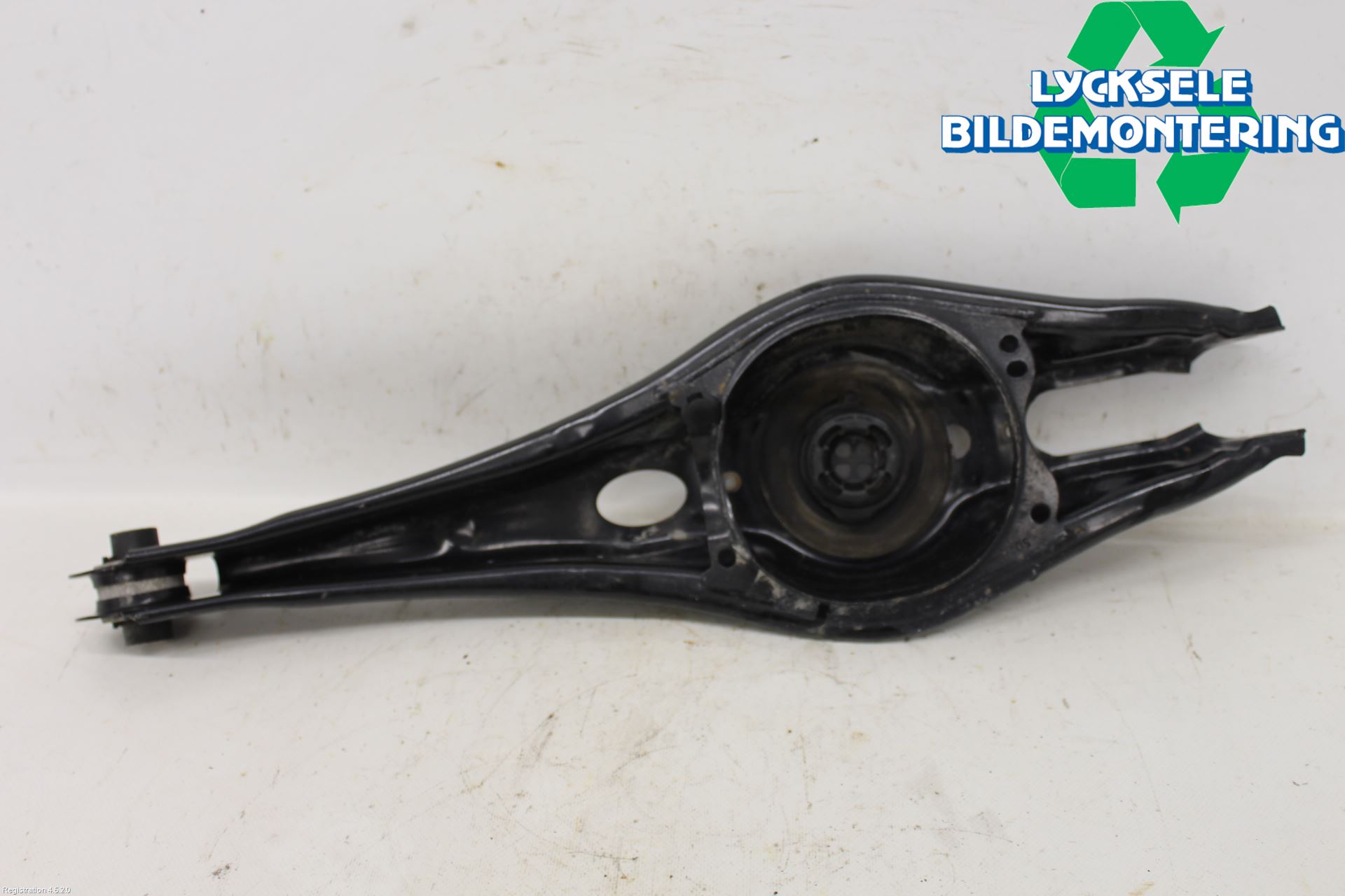 Volkswagen VW GOLF / E-GOLF VIII 20- Bärarm Bak Höger