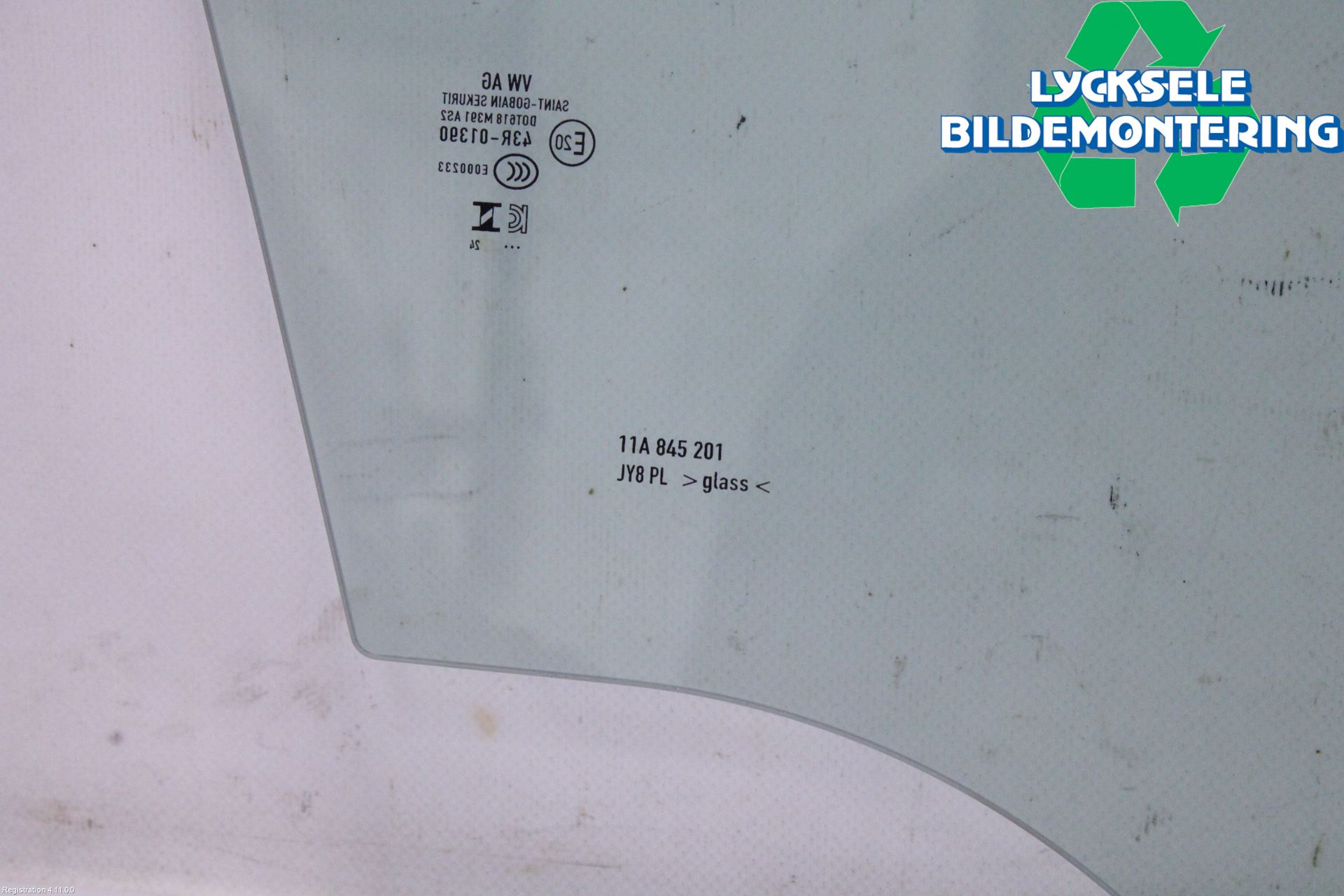 Audi Q4 E-TRON FZ 22- Dörruta Fram Vänster