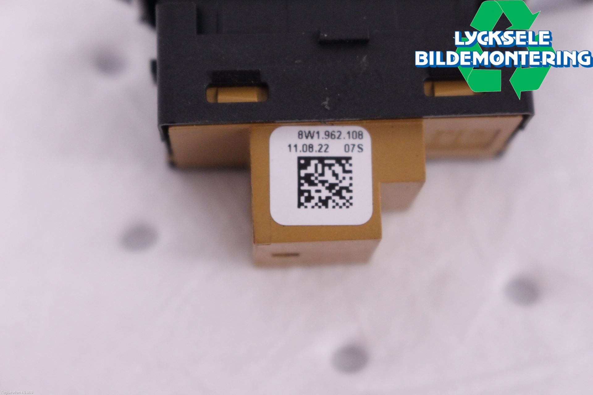 Audi A4/S4 B9 20- Strömställare Centrallås