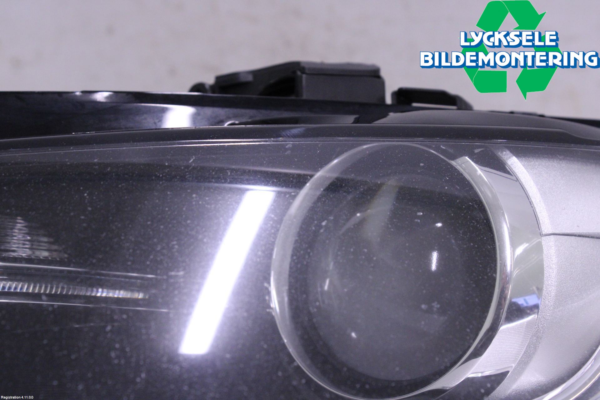 Audi A4 12-15 Strålkastare Vänster