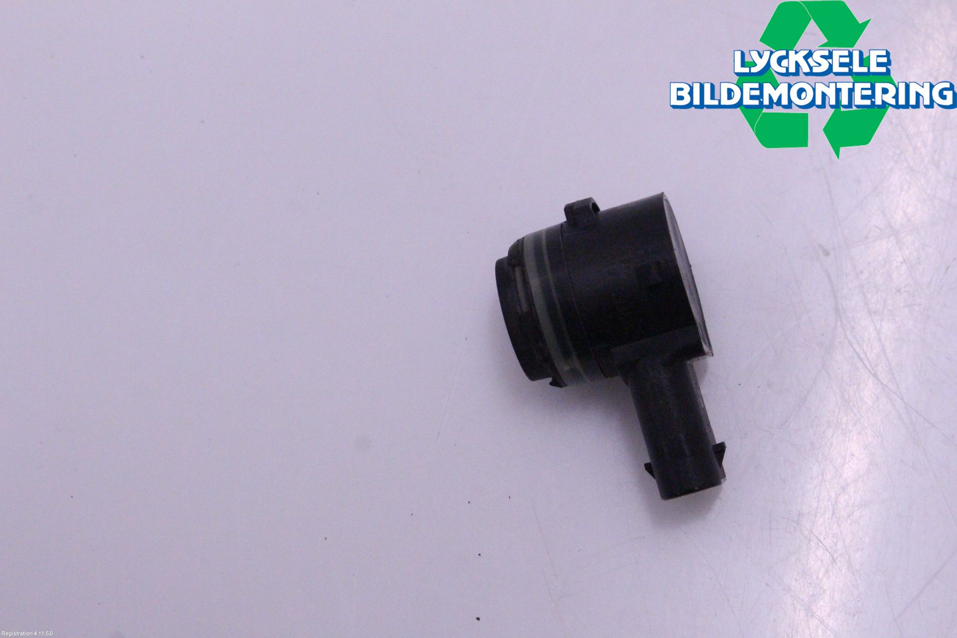 Volkswagen VW PASSAT 15-19 Parkeringshjälp Frontsensor