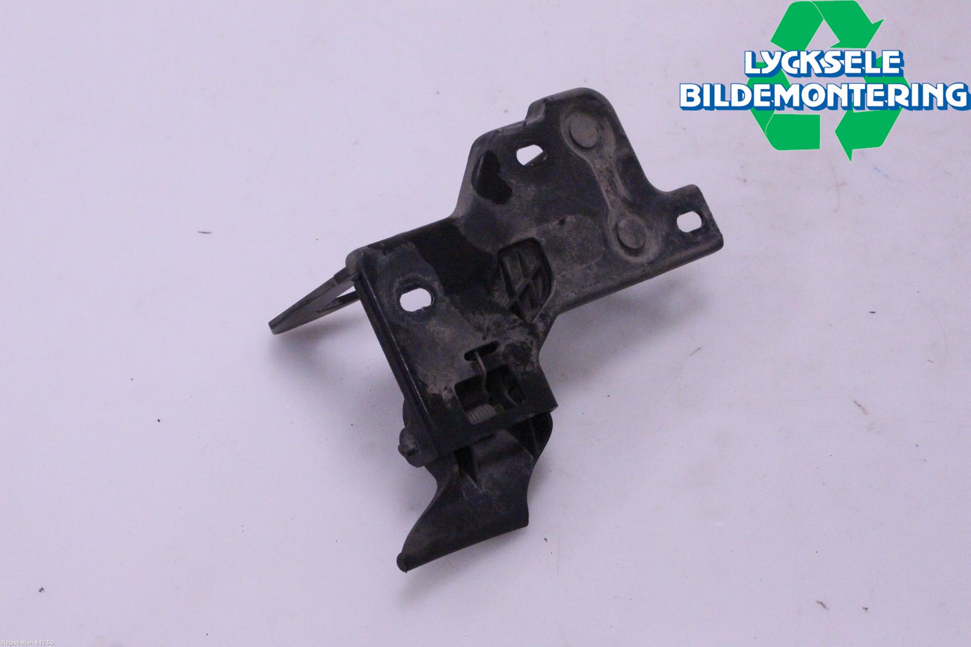 Skoda YETI Huv Spärr