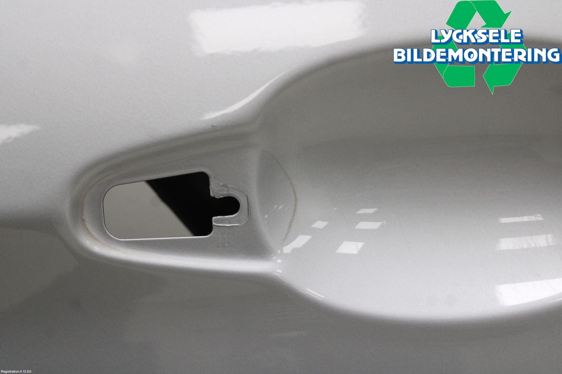 BMW 3 F30/F31/F80 12-19 Dörr Fram Vänster