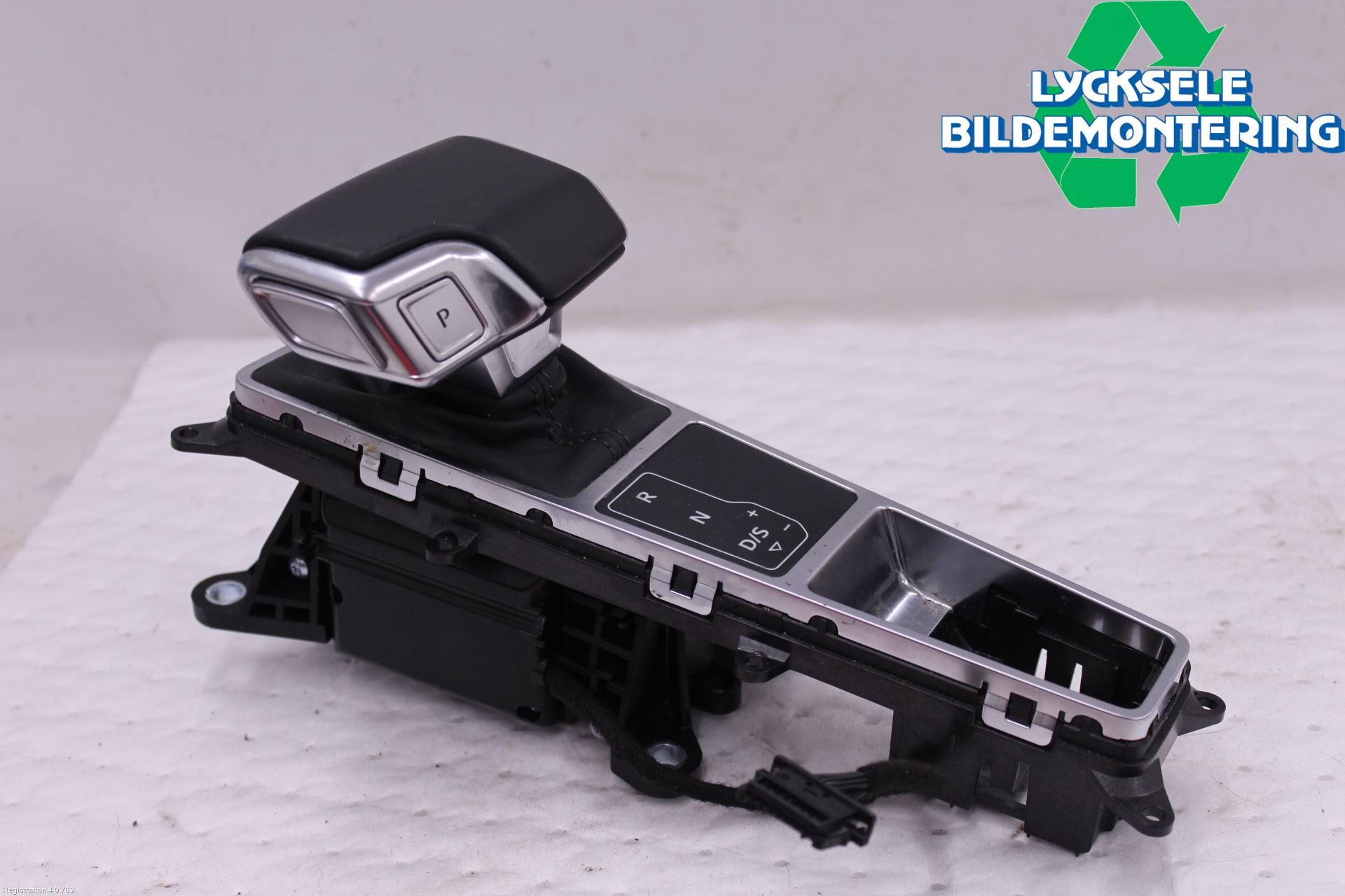 Audi A6 F2/C8 19- Växelspak