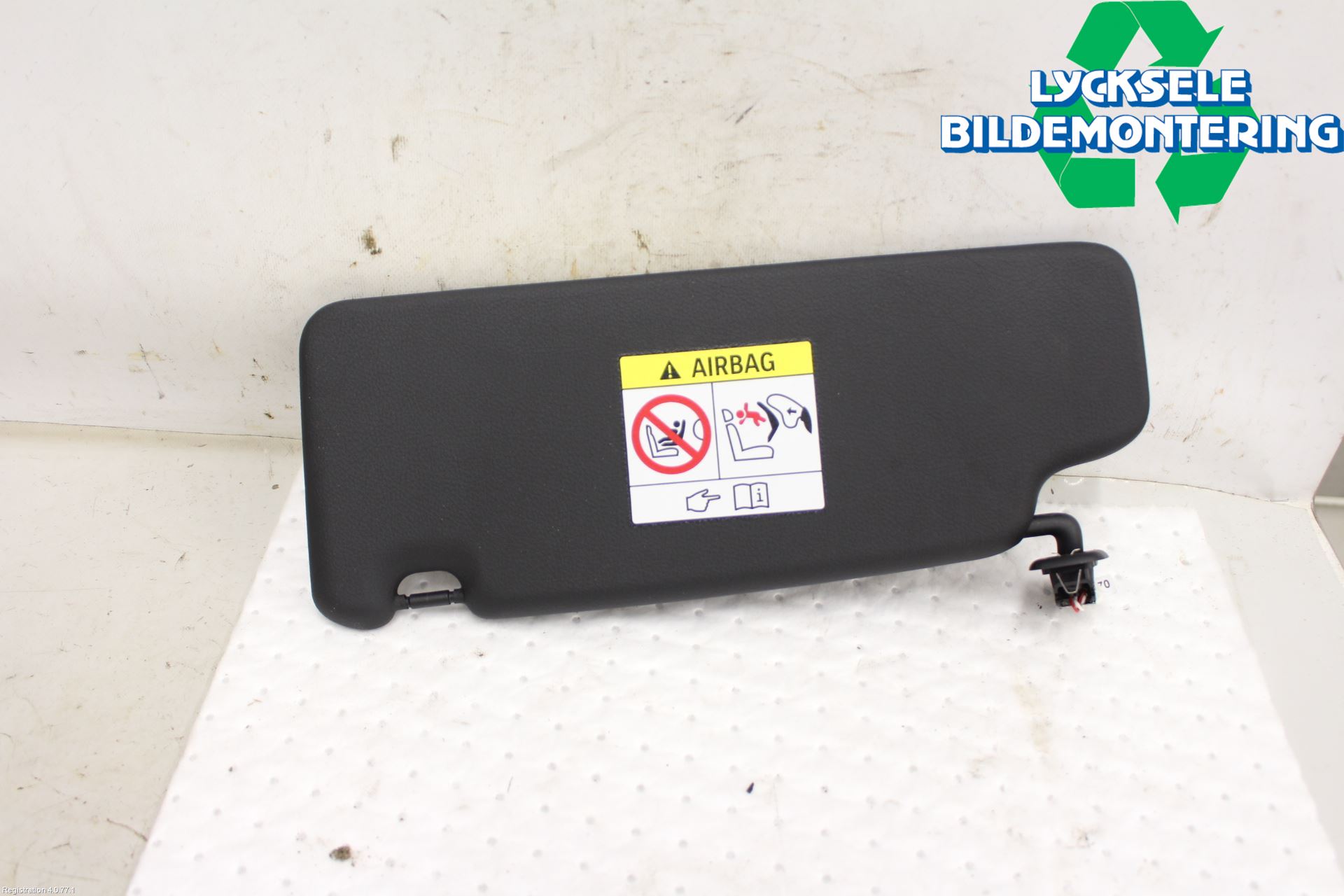 BMW X1 F48 15-22 Solskydd