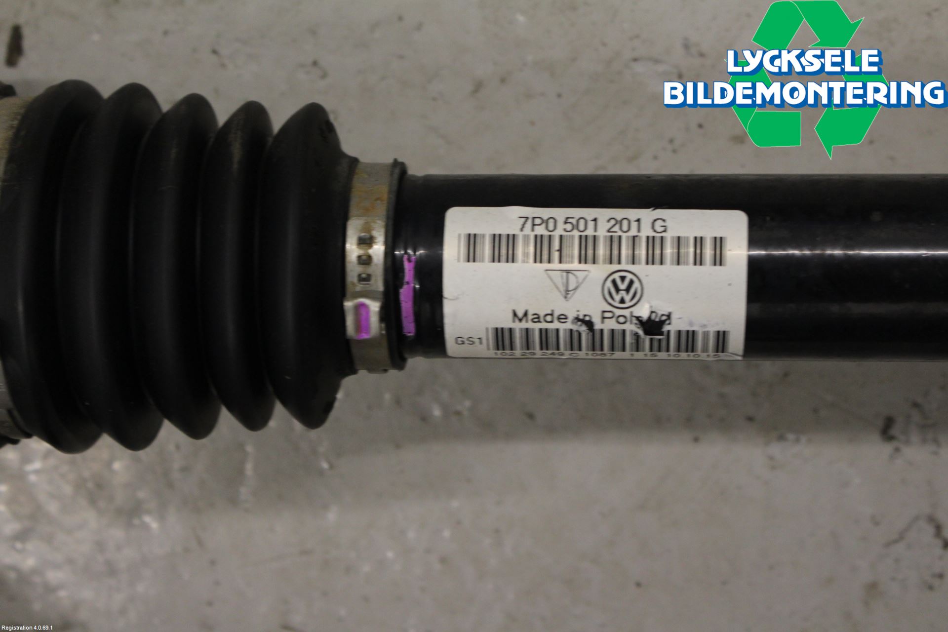 Volkswagen VW TOUAREG 7P 11-18 Drivaxel Bak Höger