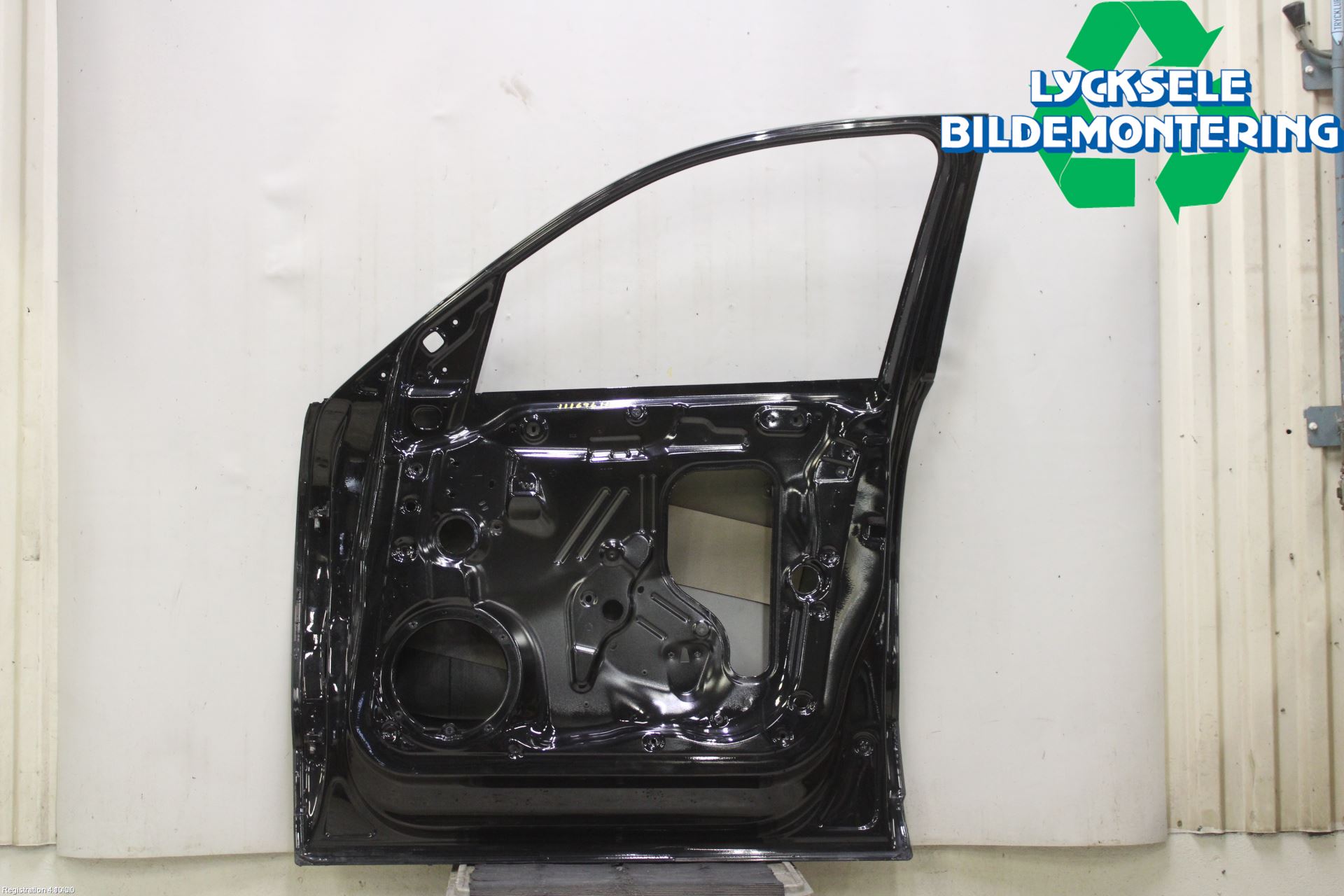 Audi Q5 09-16 Dörr Fram Höger