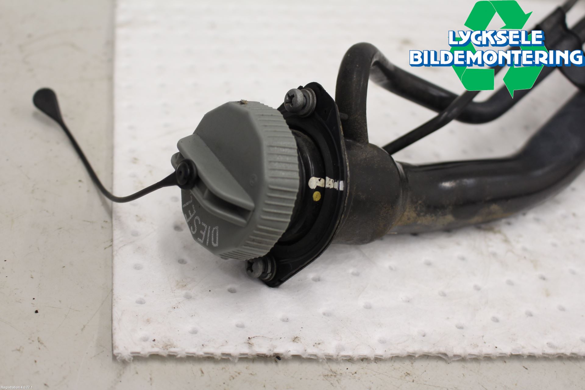 Fiat FULLBACK 16-19 Bränslepåfyllnrör-Slang