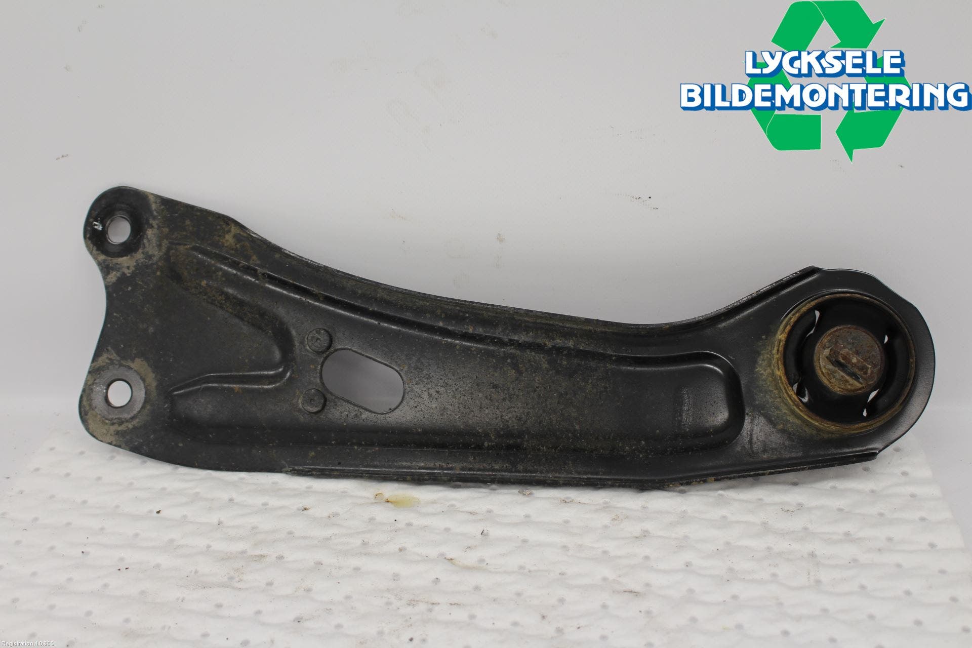 Kia NIRO (DE) 17-22 Bärarm Bak Höger