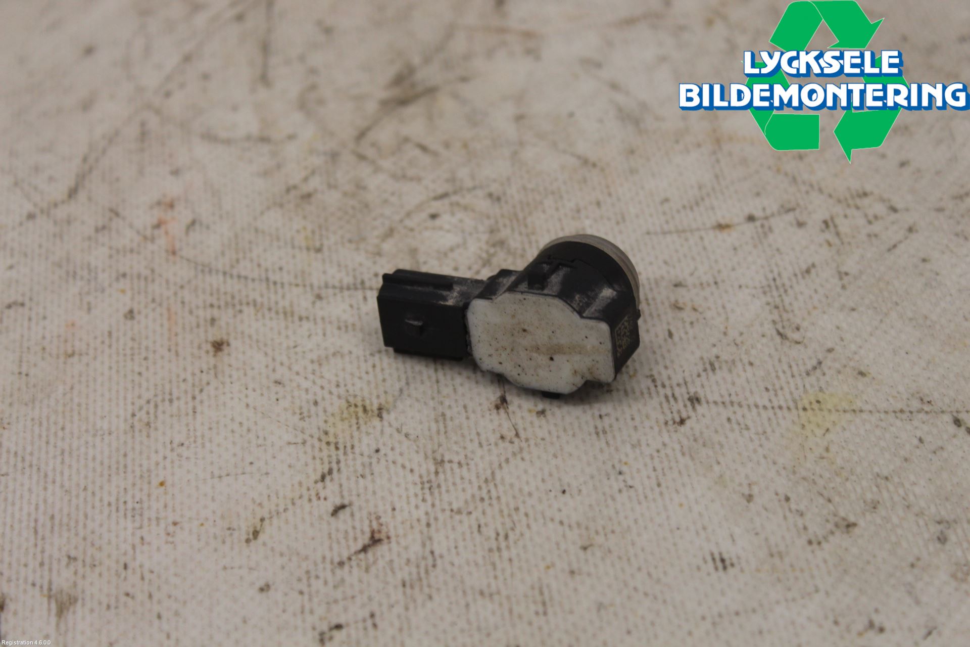 Jeep GRAND CHEROKEE 10-20 Parkeringshjälp Backsensor