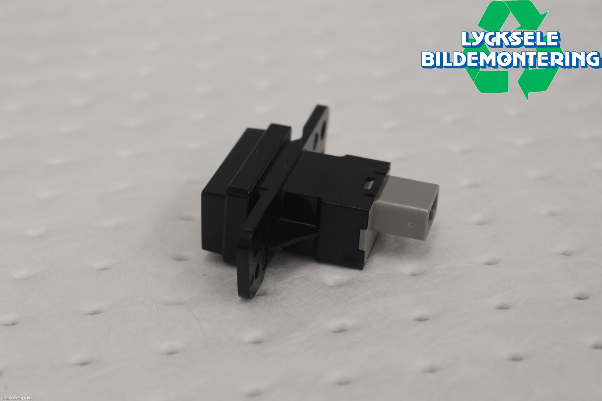 Mitsubishi OUTLANDER 13-21 Strömställare Varnings