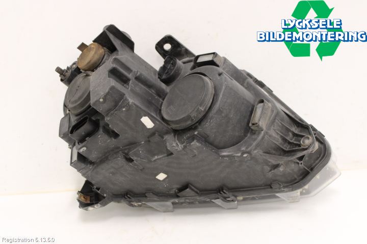 Volkswagen VW AMAROK 2H 10-22 Strålkastare Vänster