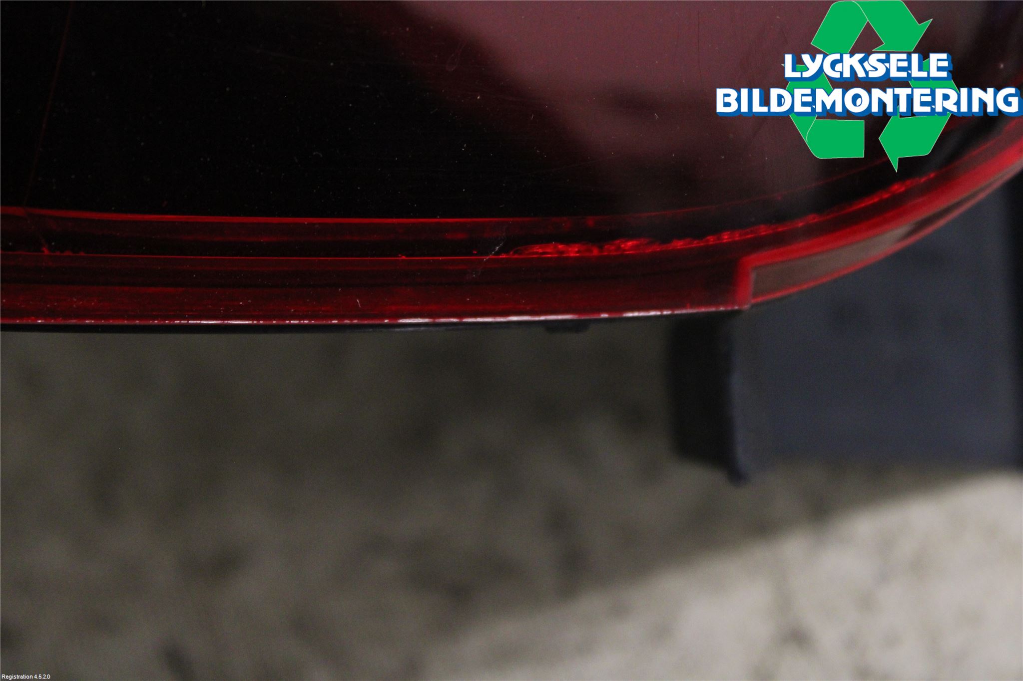 Dacia DUSTER 10-17 Bakljus Vänster