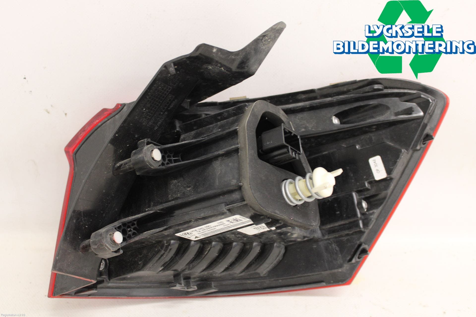 Volkswagen VW T-ROC 18- Bakljus Vänster