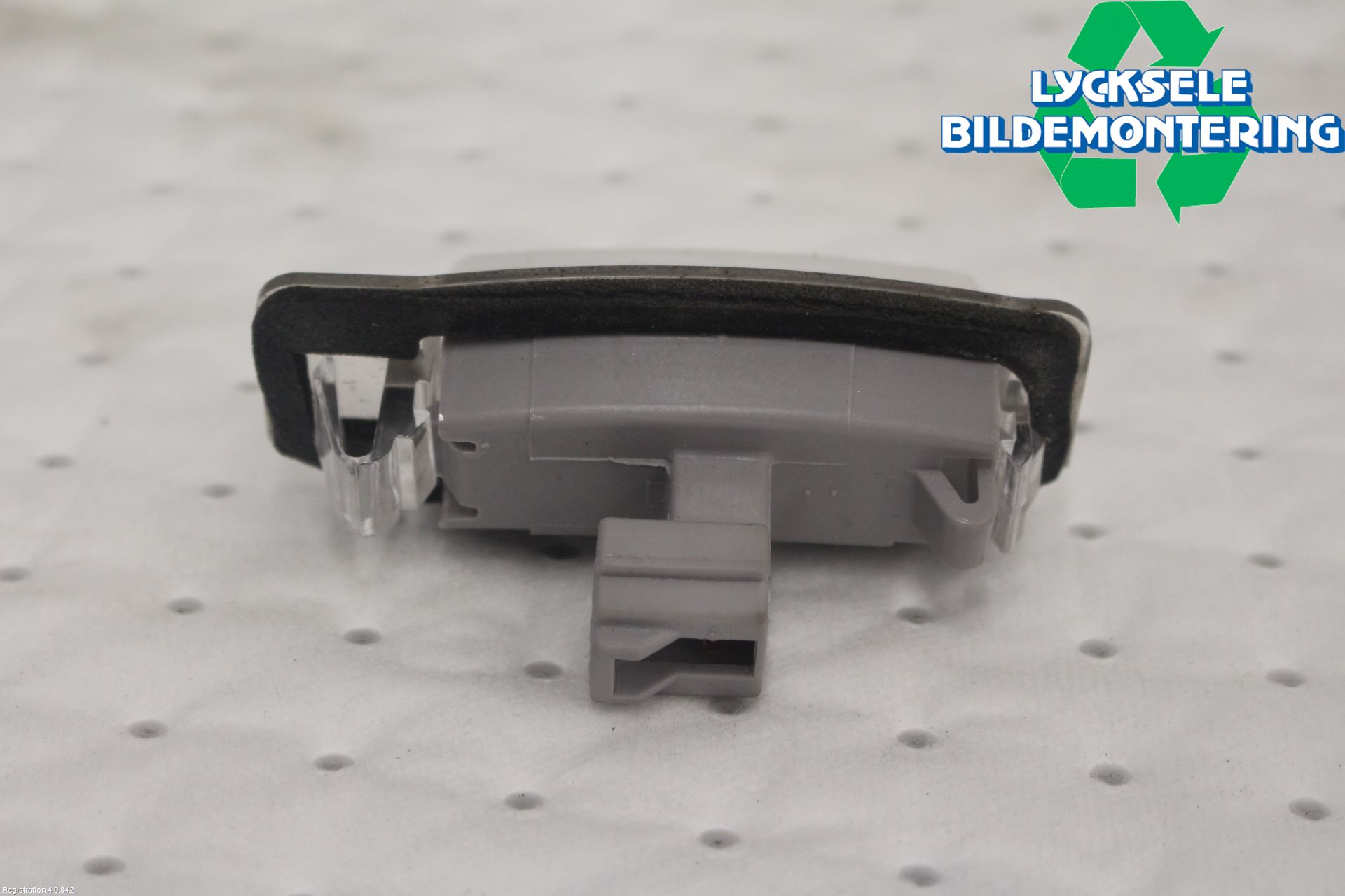 Mitsubishi OUTLANDER 13-21 Skylt Belysning