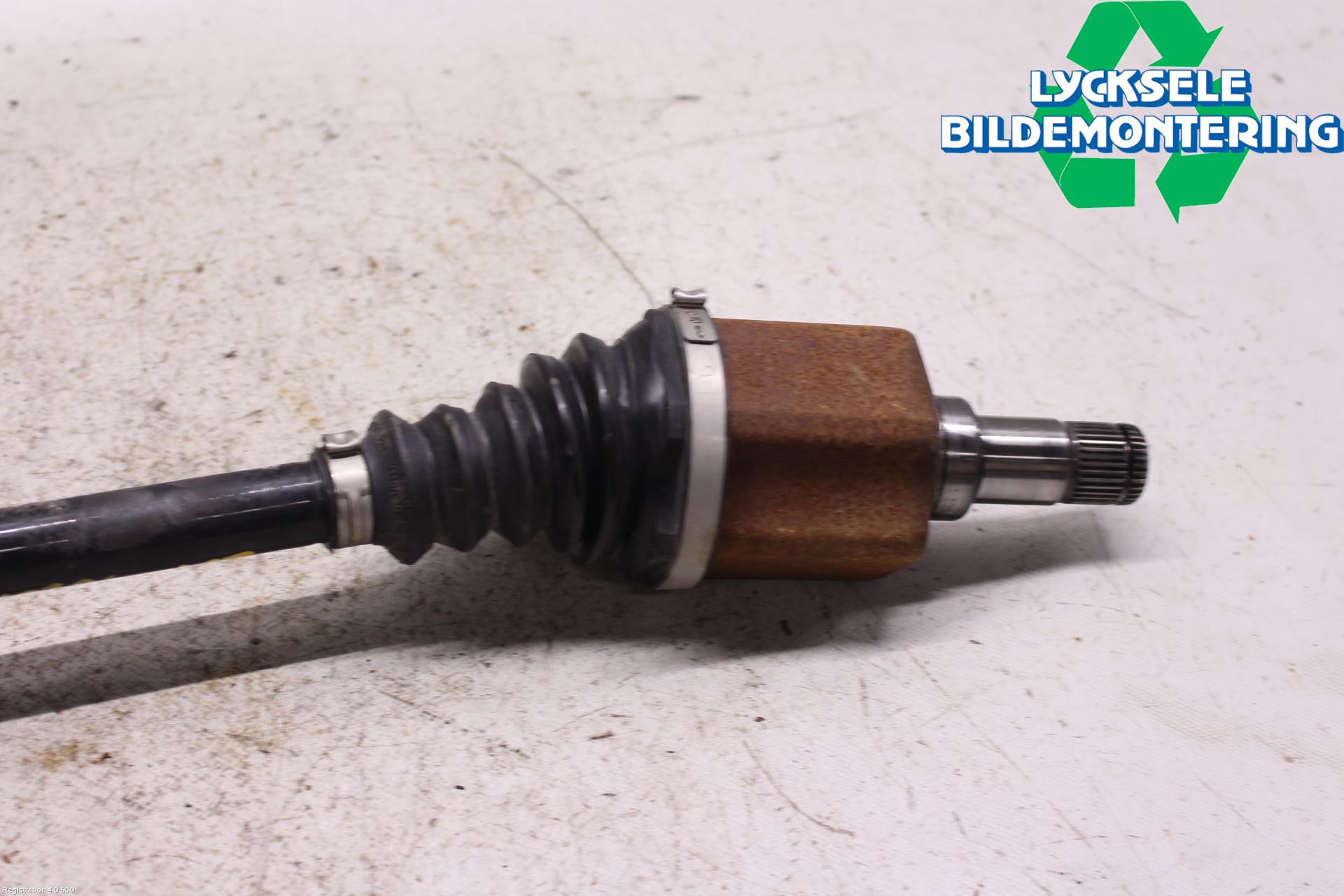 Seat IBIZA V 17-20 Drivaxel Fram Vänster