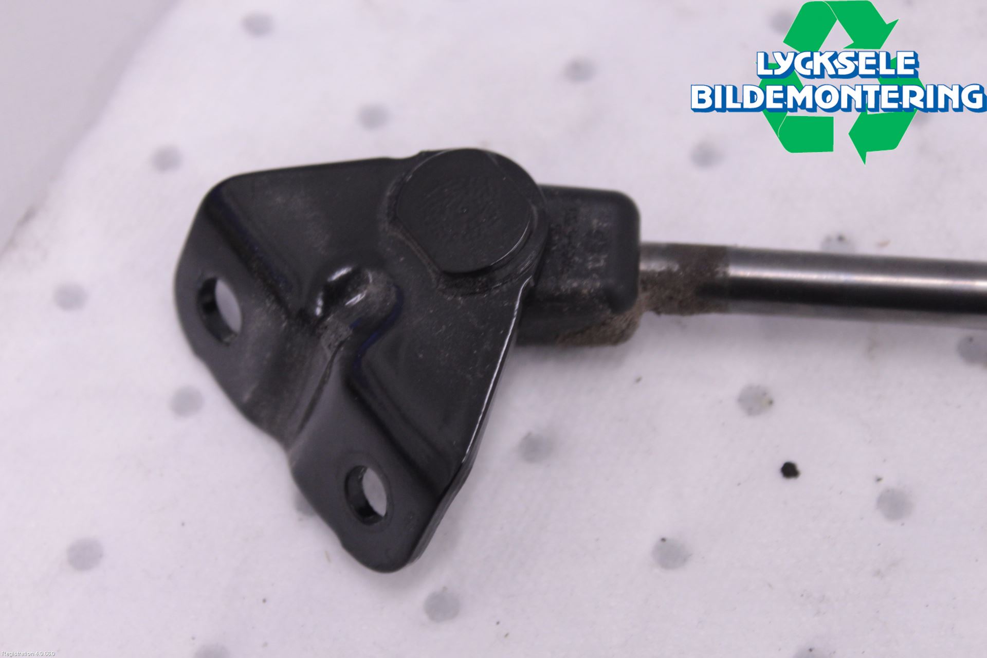 Volkswagen VW POLO 10-17 Gasfjäder Baklucka