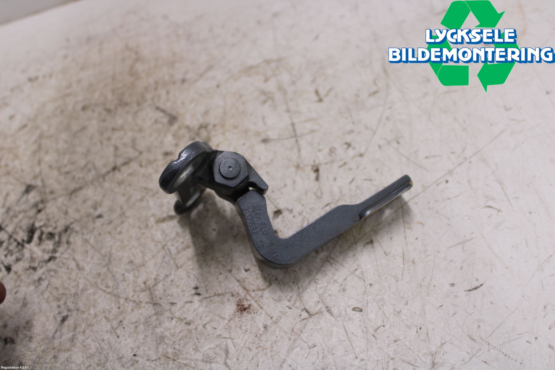 Volvo V90 17->> Dörrgångjärn