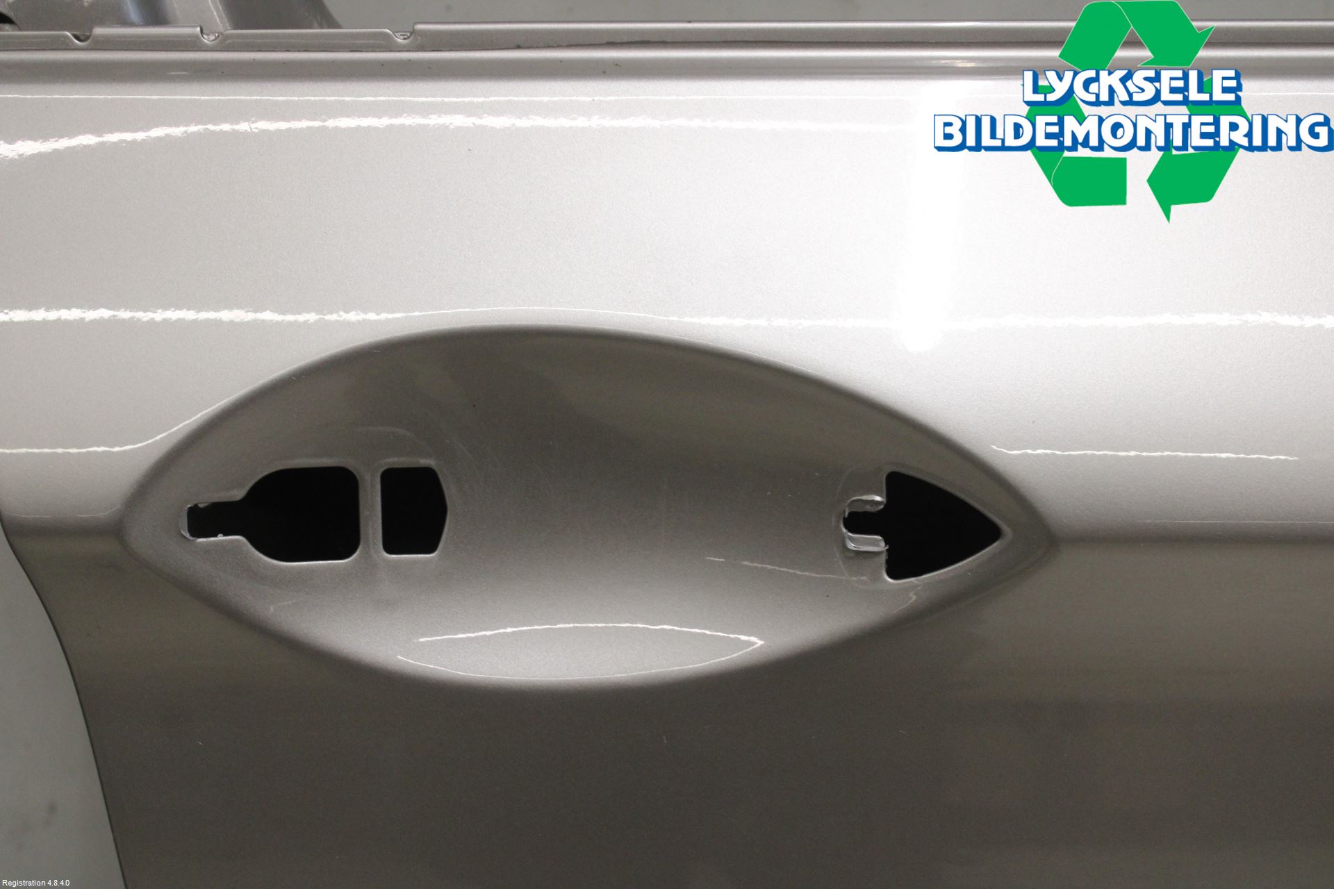 BMW 5 F10/F11/F18 09-17 Dörr Fram Höger