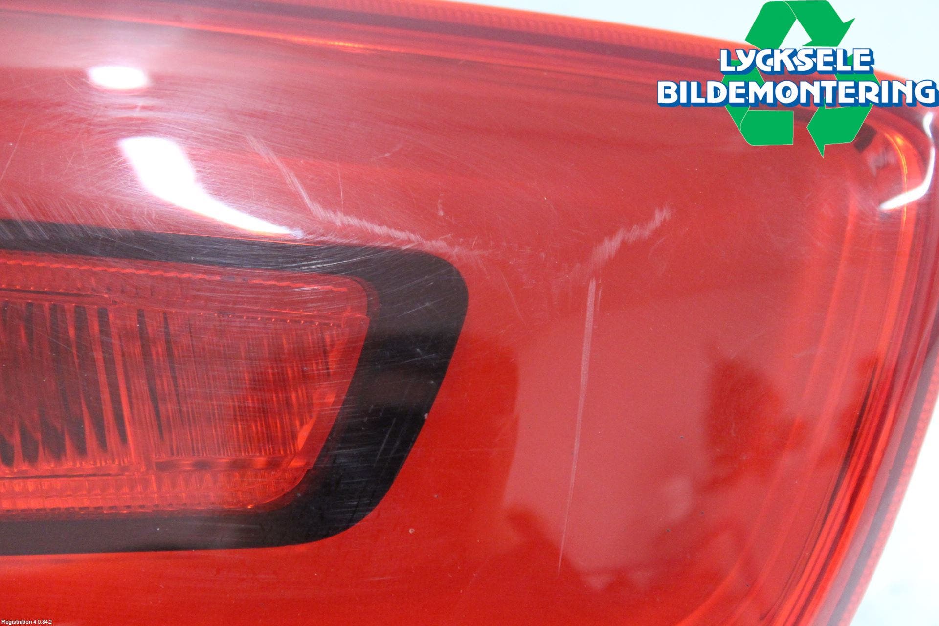 Kia SPORTAGE (QL) 16-21 Bakljus Lucka Vä