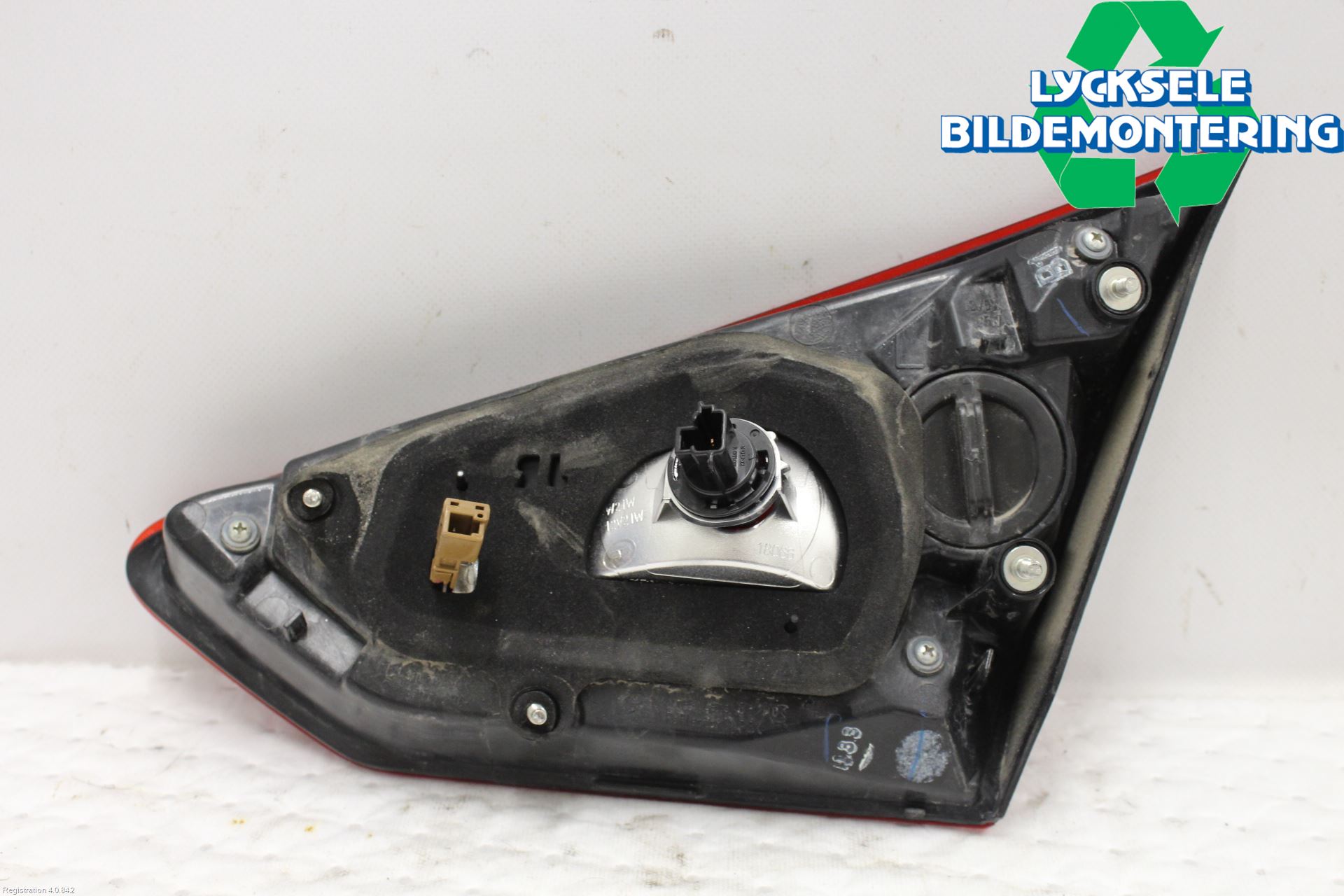 Nissan PULSAR Bakljus Lucka Vä