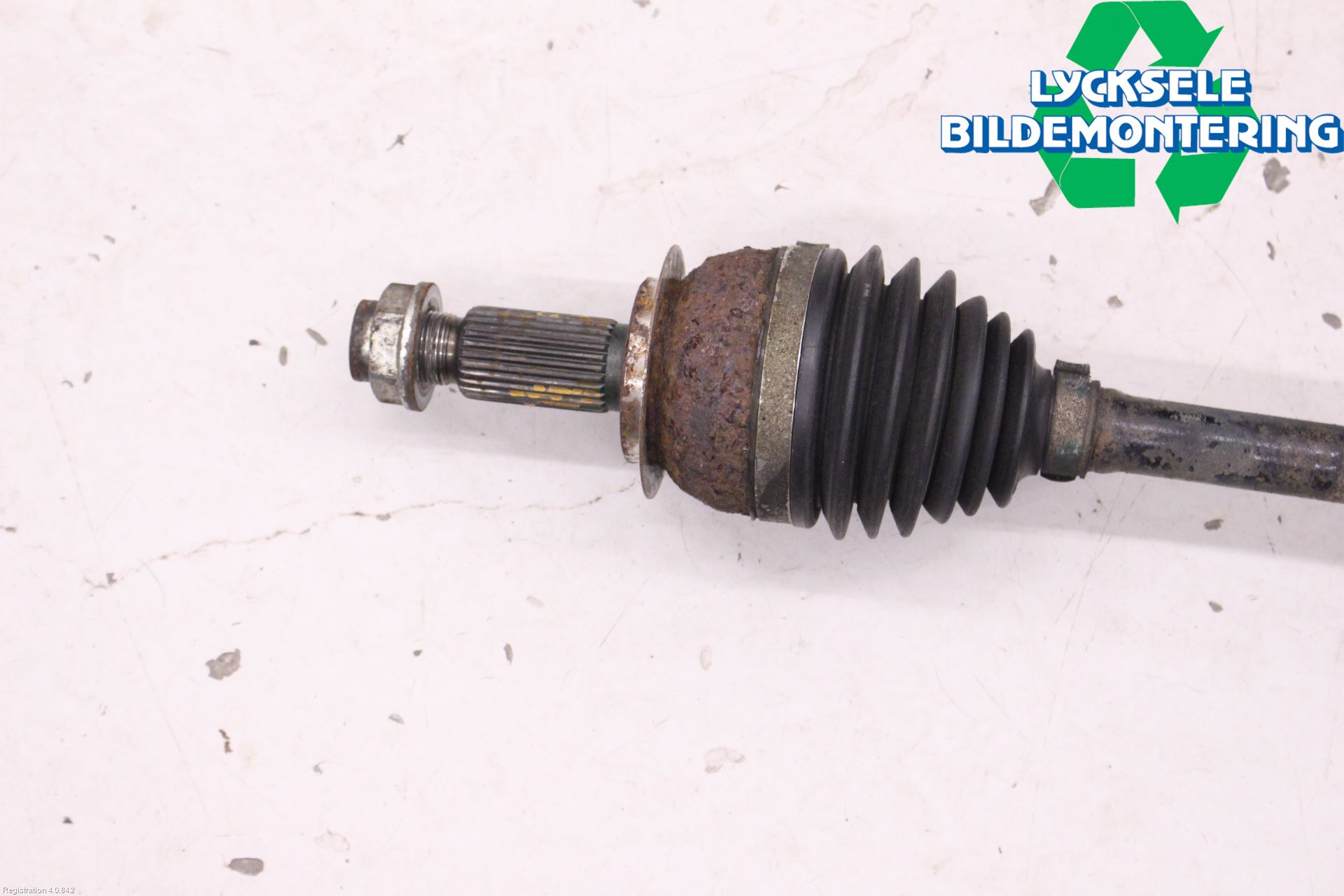 Subaru OUTBACK 10-15 Drivaxel Fram Höger