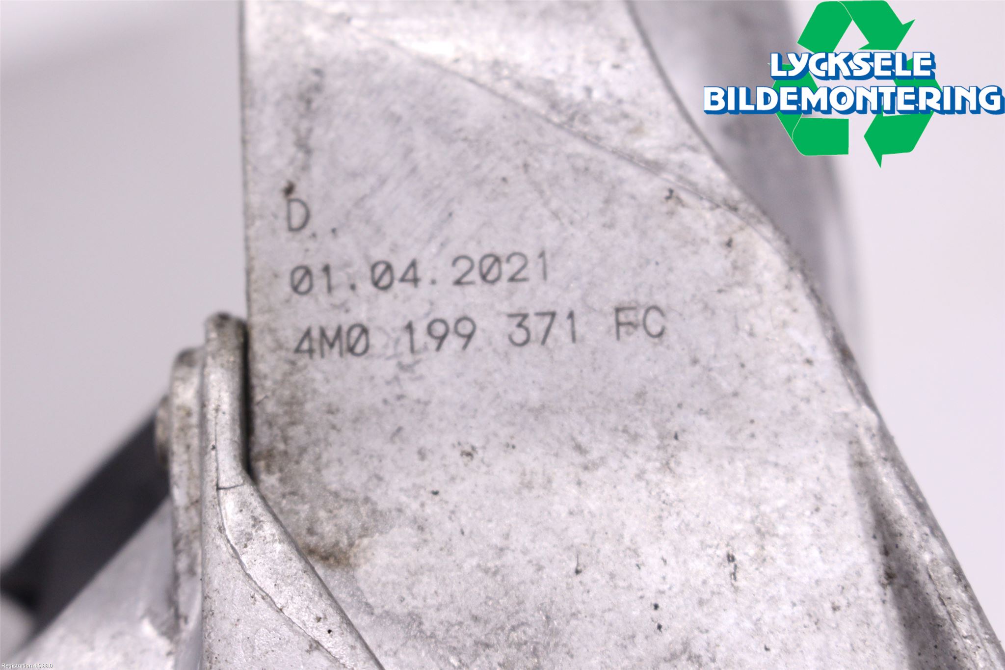 Audi Q5/SQ5 17- Motorfäste