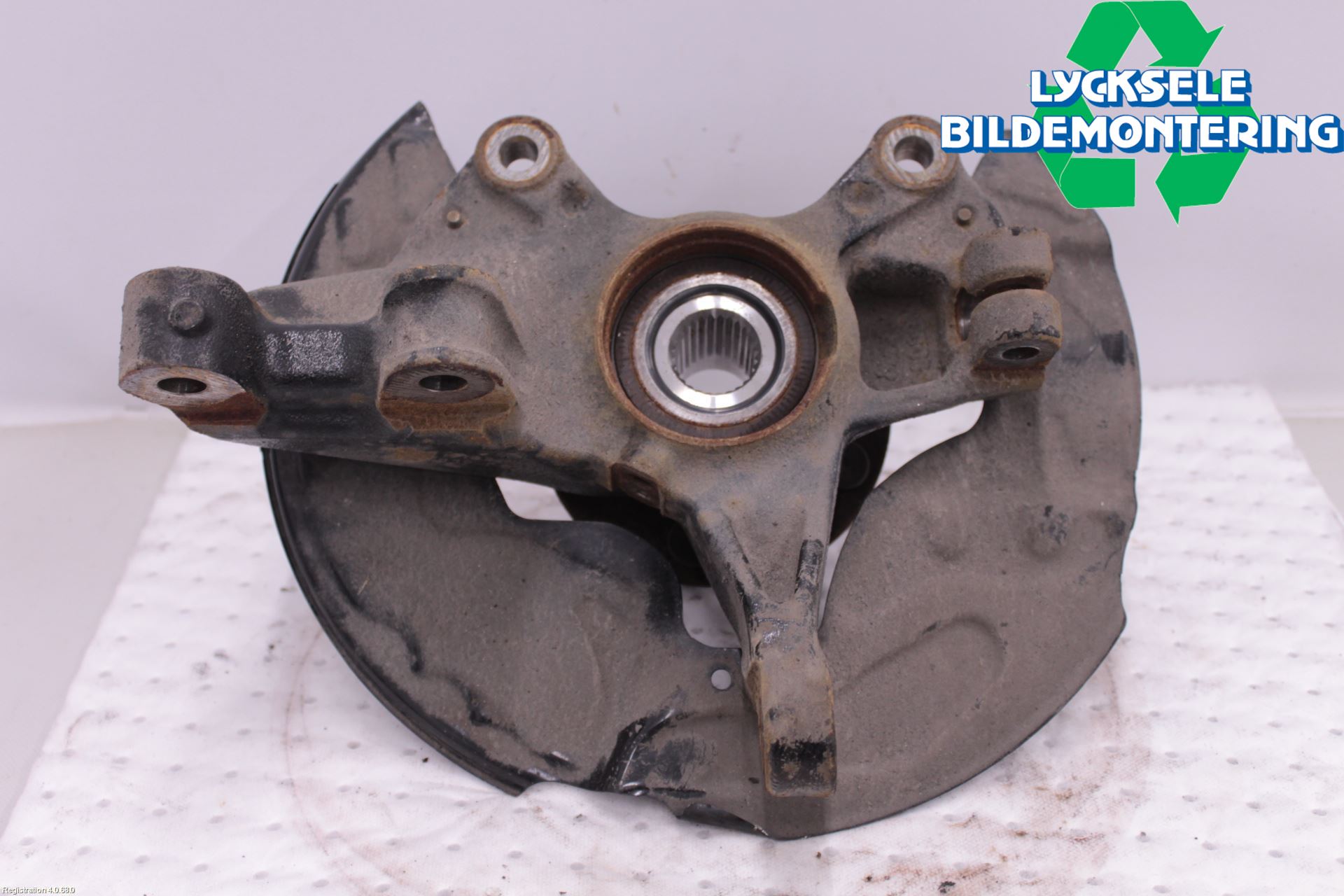 Ford FOCUS 19- Styrspindel Lagerhus Vä