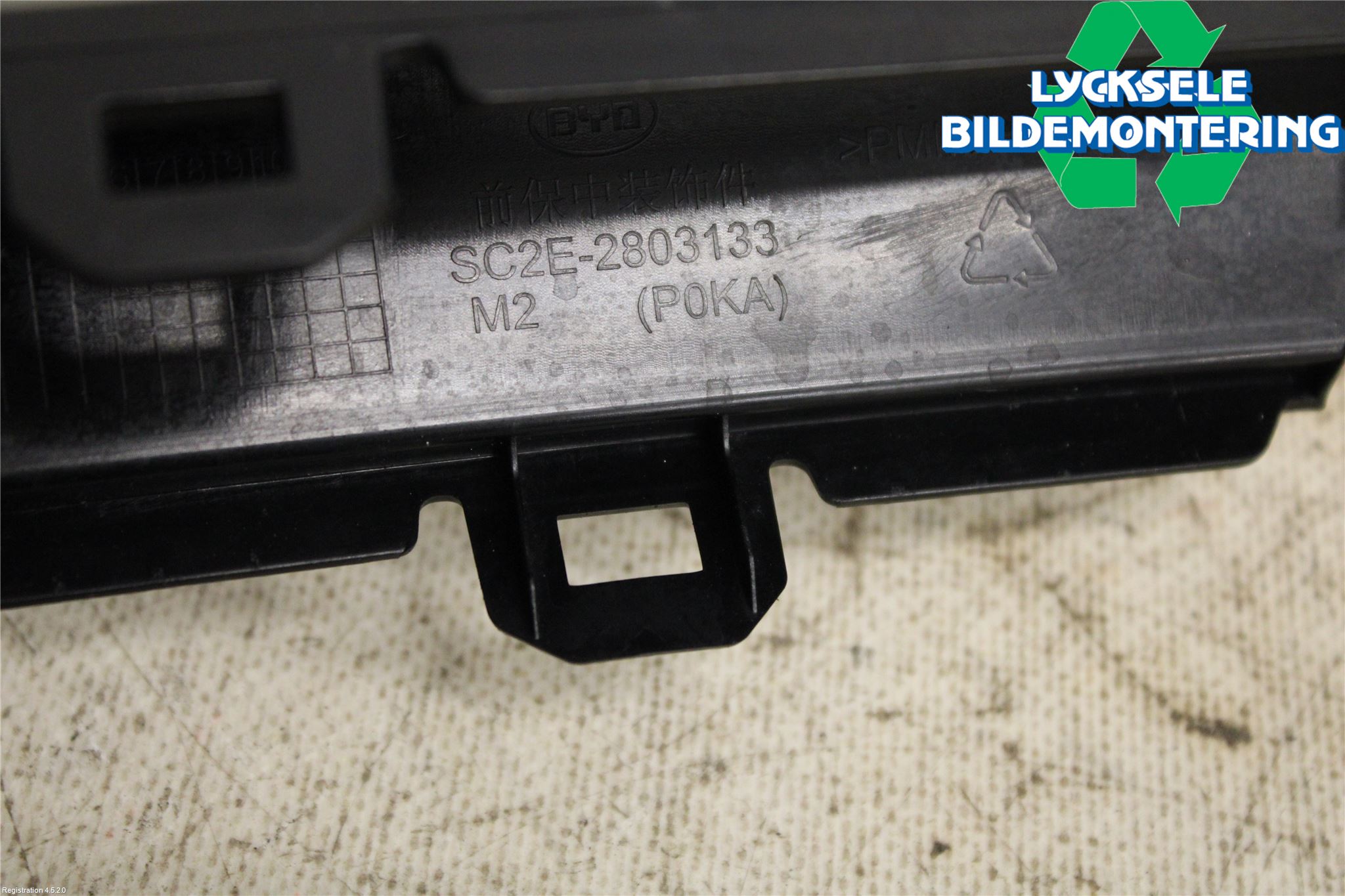 BYD ATTO 22- Stötfångardel Fram Mitt