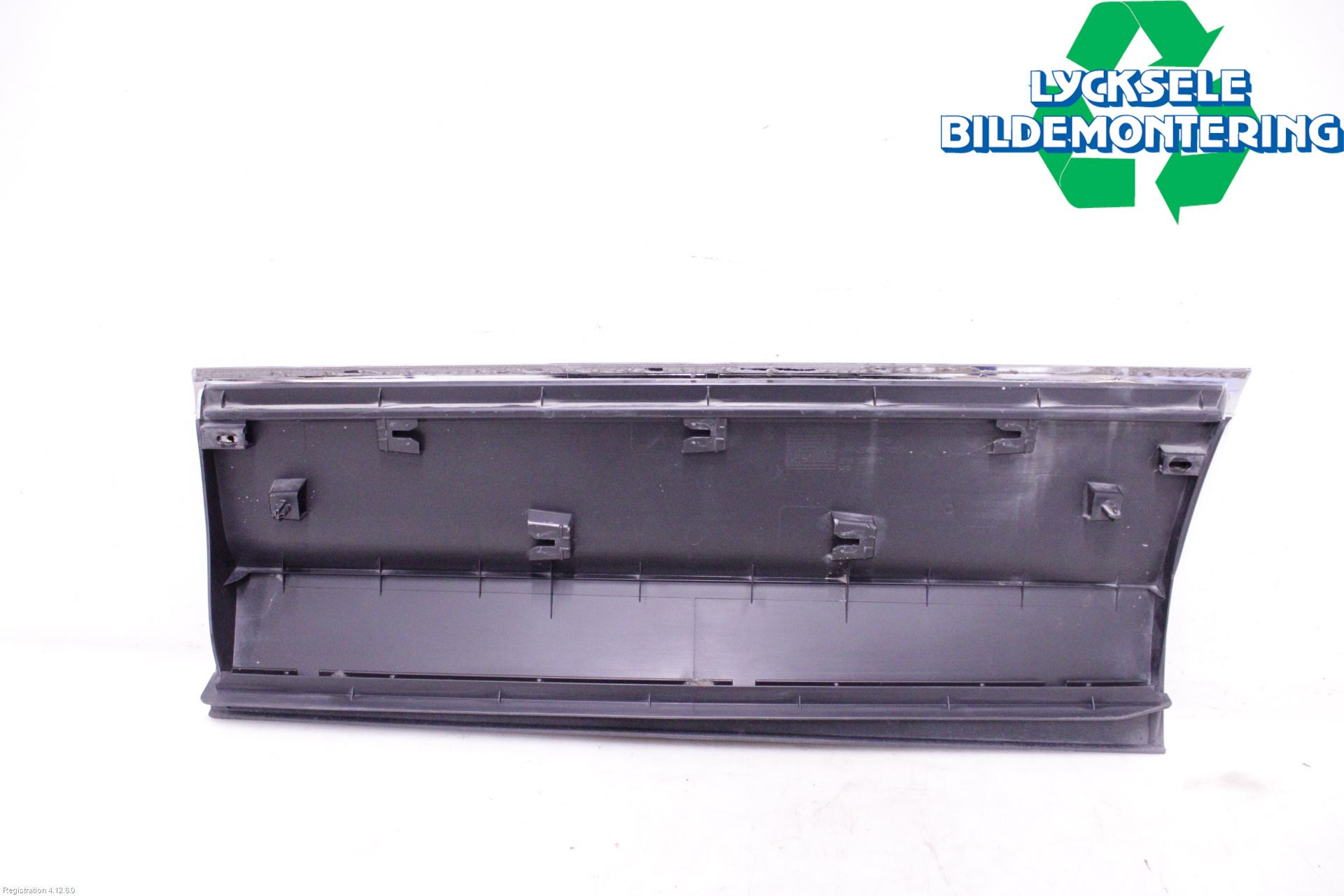 Volkswagen VW TIGUAN 16-24 Dörr Dekorlist Bak Hö