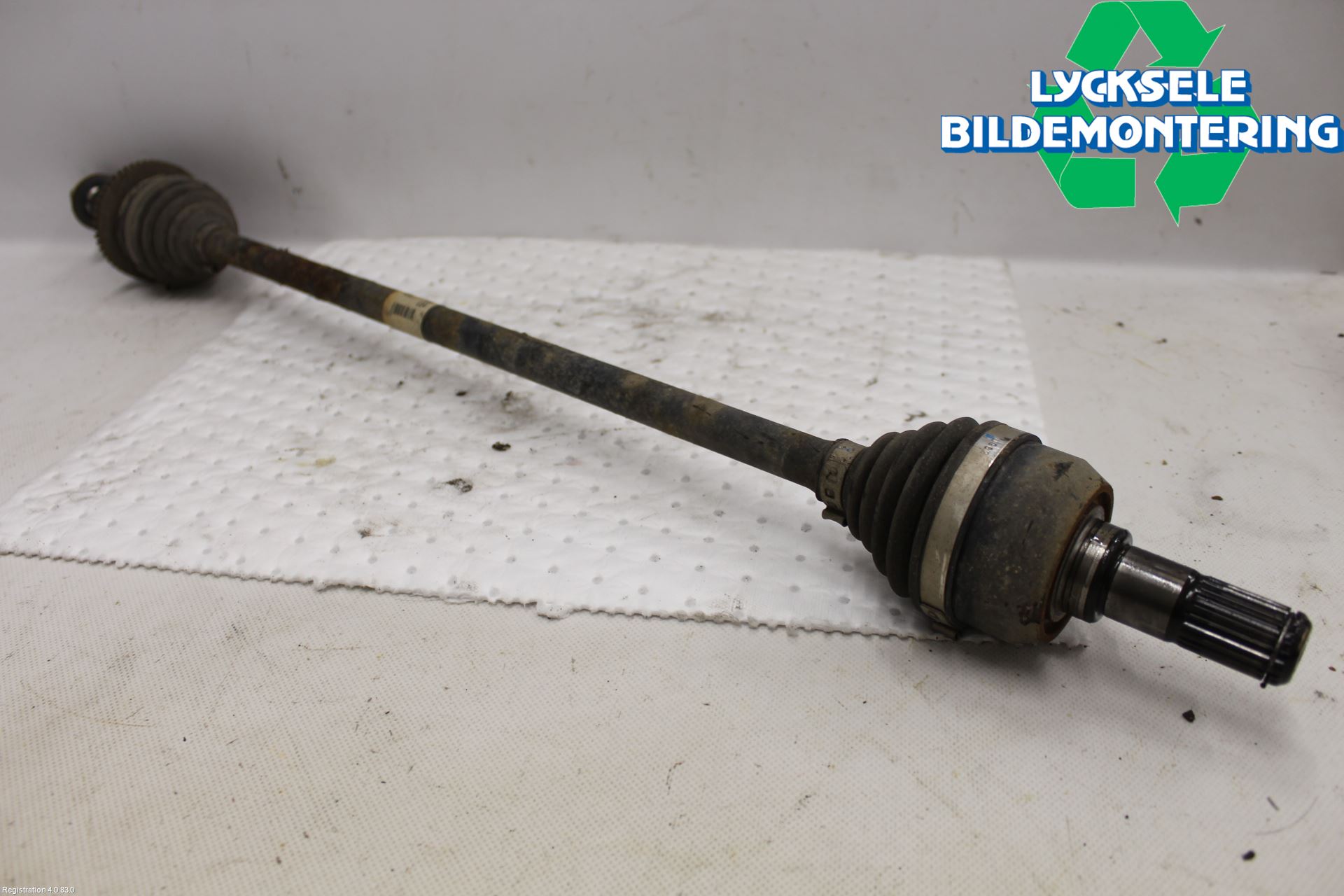 Kia SORENTO 15-20 Drivaxel Bak Vänster
