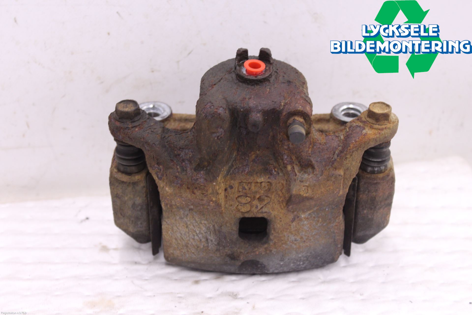 Nissan JUKE 14-19 Bromsok Fram Vänster