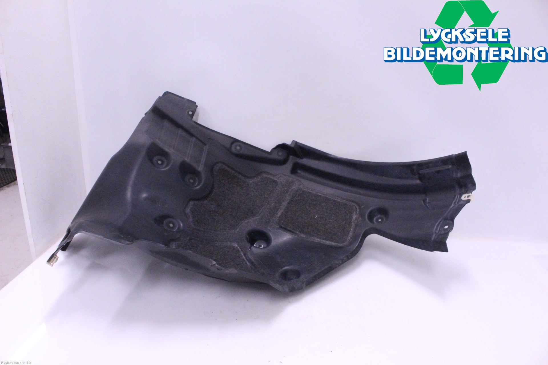 BMW 5 G30/G31/F90 17-23 Skärm Inner