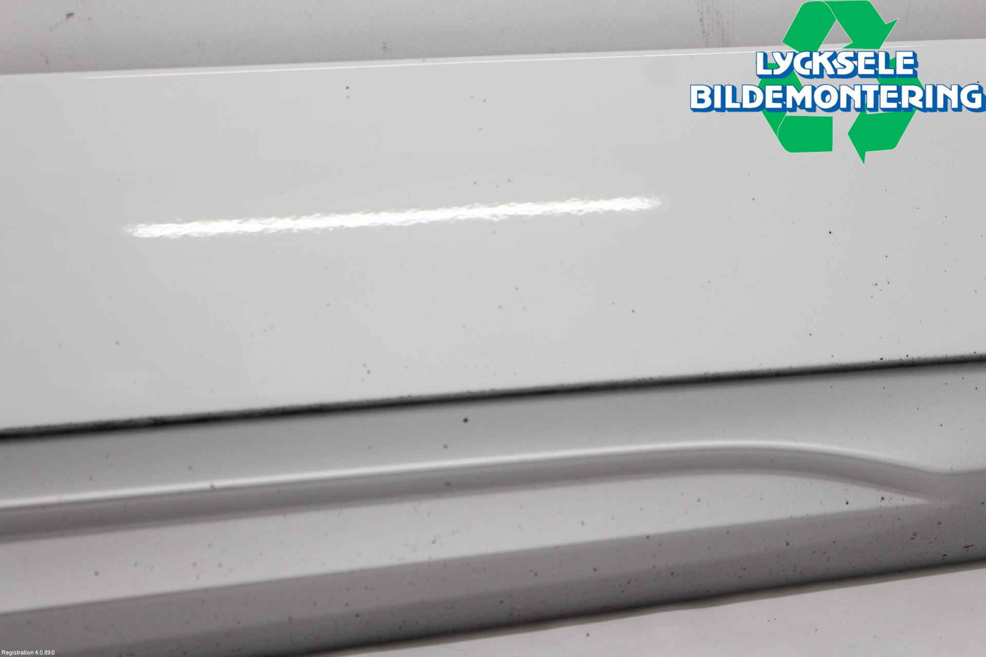 Audi Q5/SQ5 17- Dörr Dekorlist Fram Hö