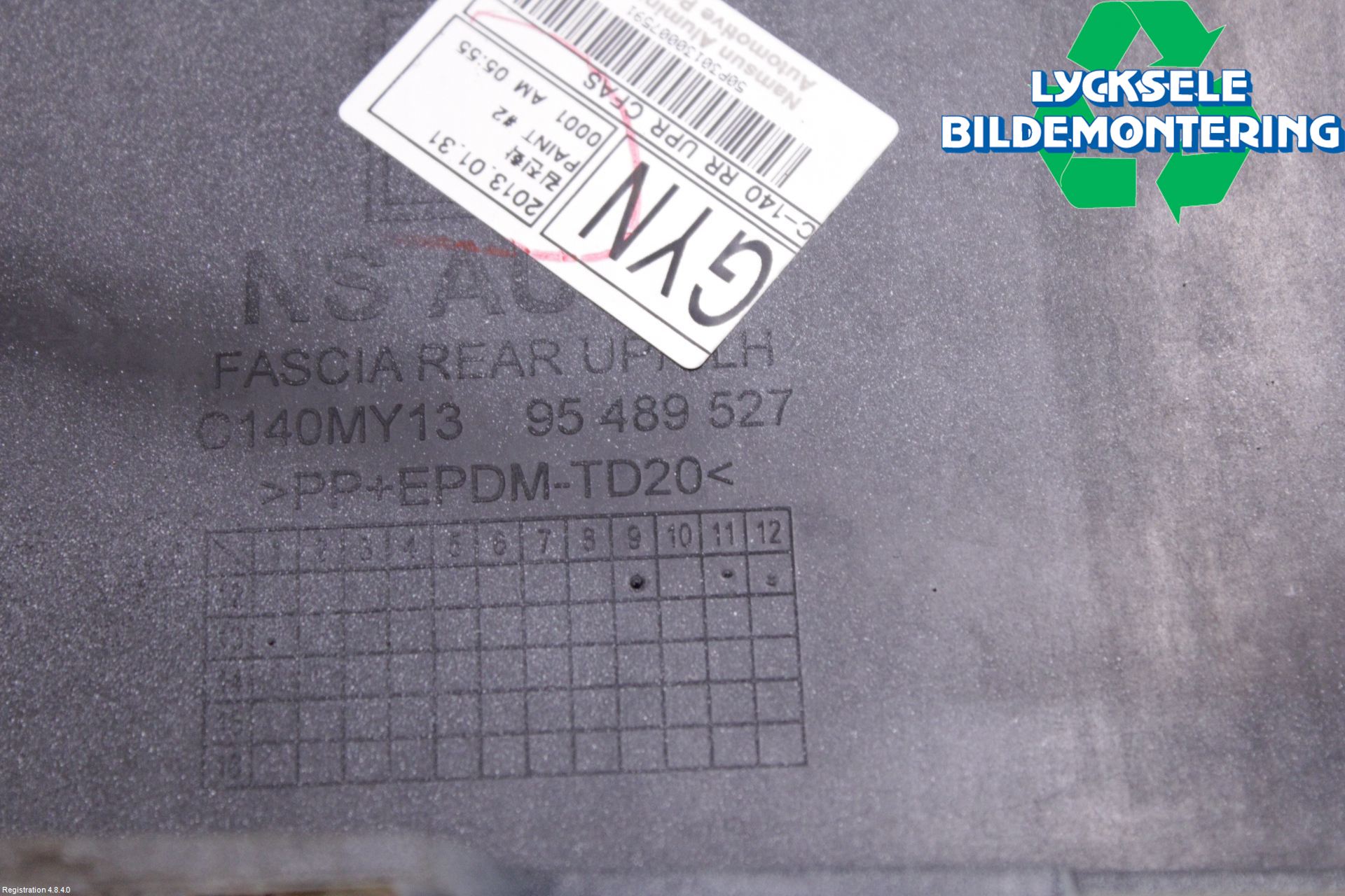 Chevrolet CAPTIVA Stötfångarbeklädnad Bak