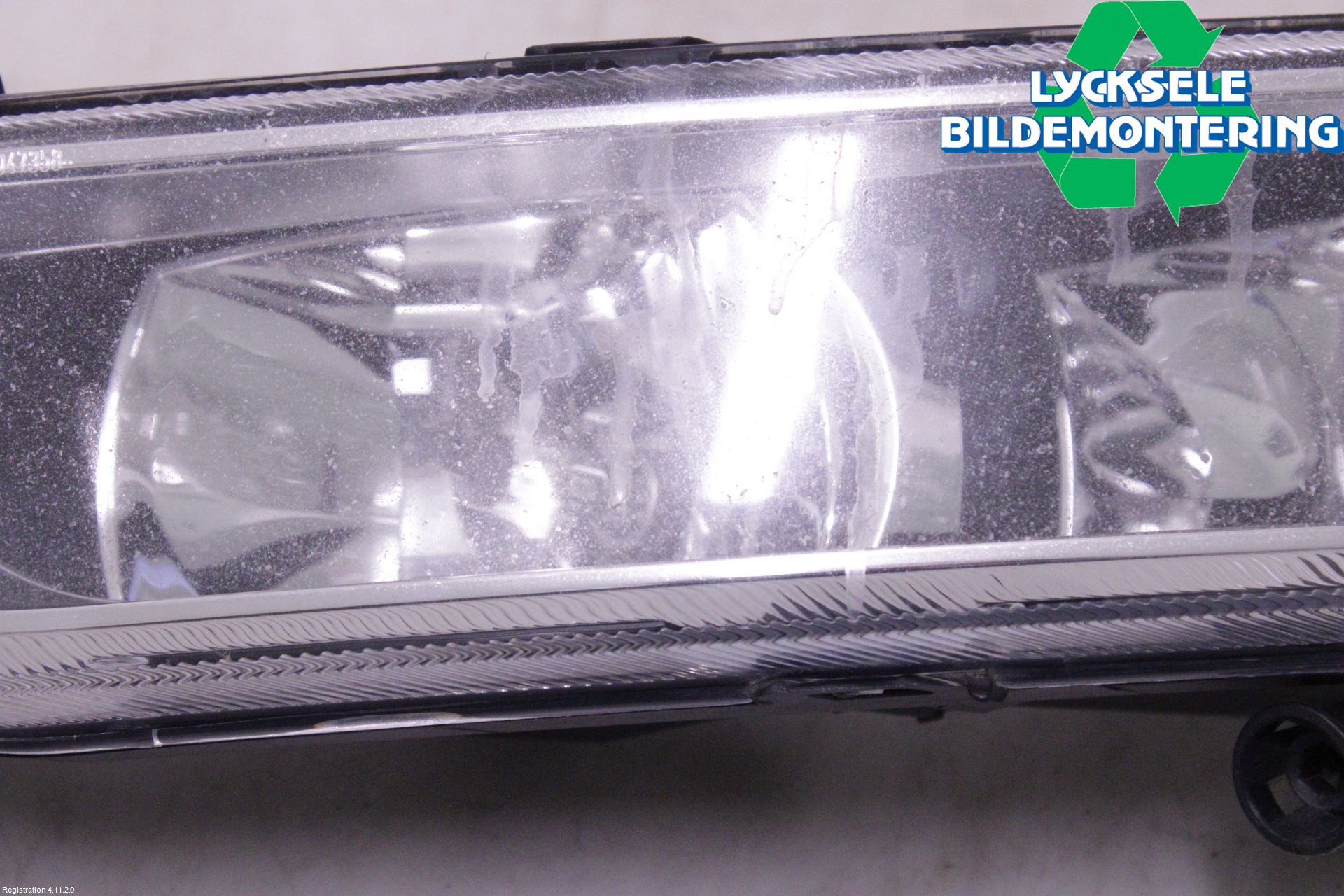 Volkswagen VW PASSAT 11-14 Dimljus-Varselljus Fram