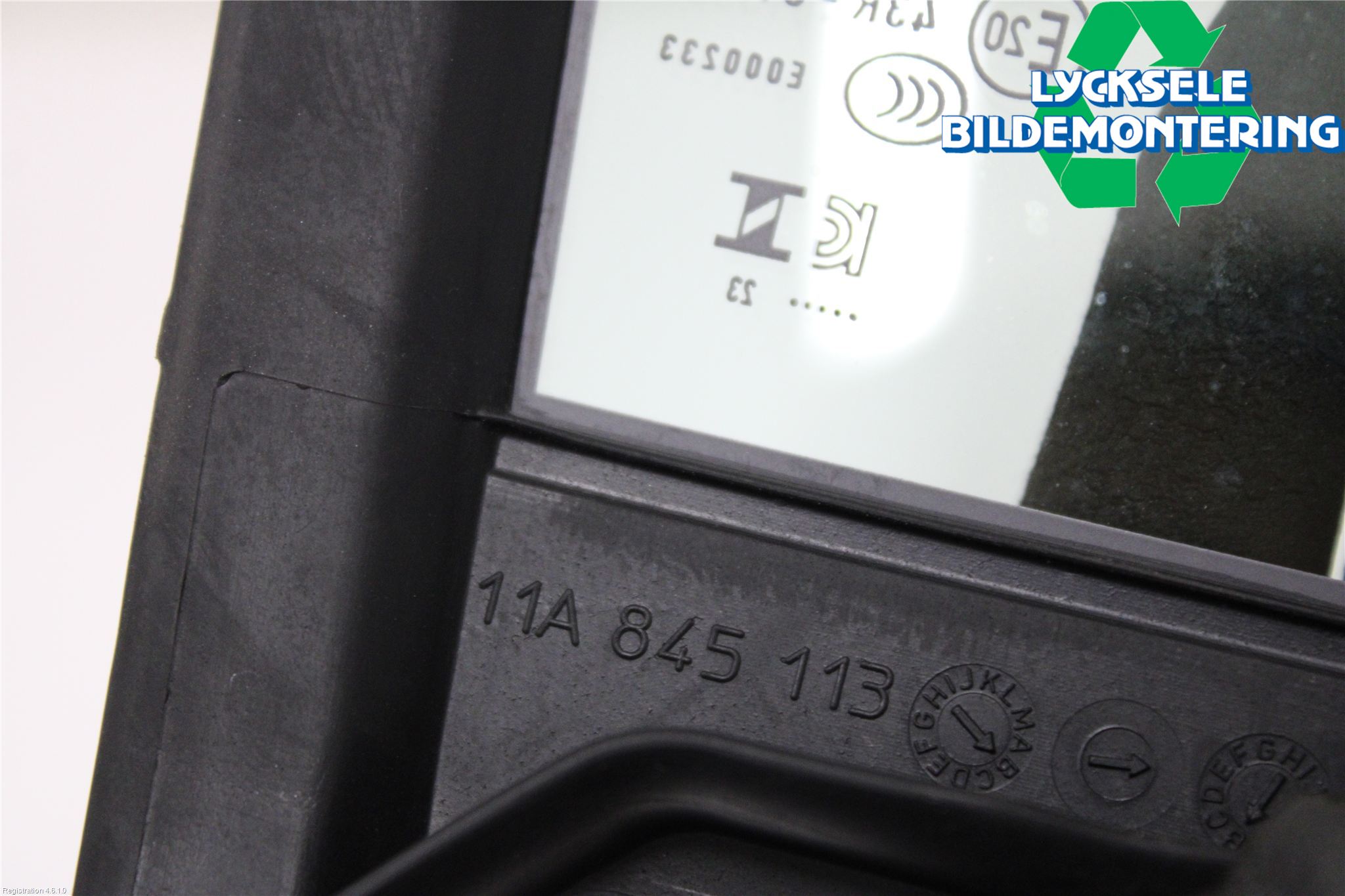 Volkswagen VW ID.4 21- Dörruta Fram Lilla Vä