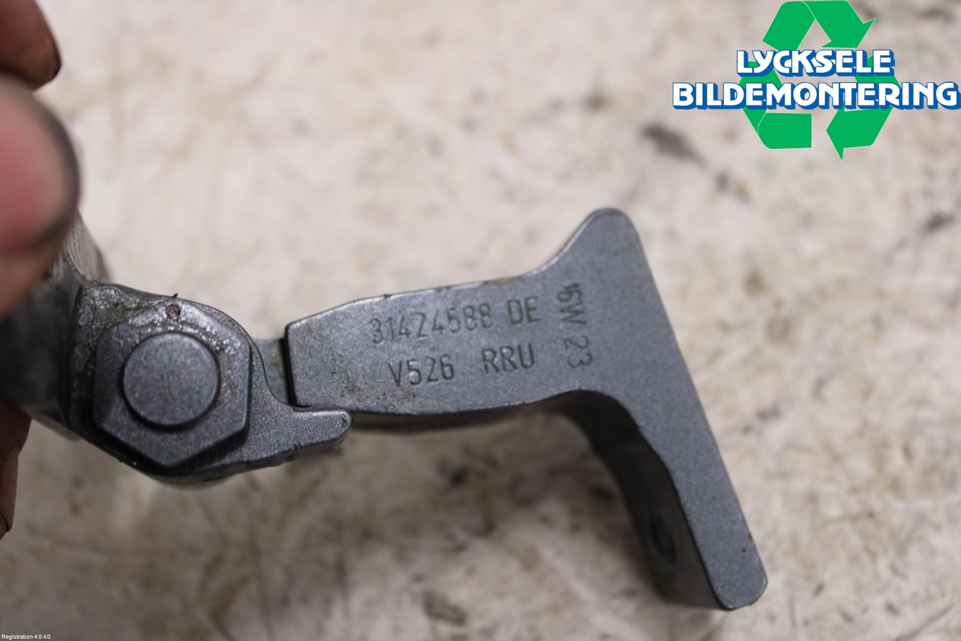 Volvo V90 17->> Dörrgångjärn